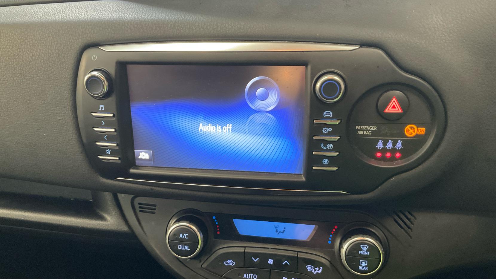 Toyota Yaris 1.5 VVT-h Excel Hatchback 5dr Petrol Hybrid E-CVT Euro 6 (s/s) (15in Alloy) (100 ps)