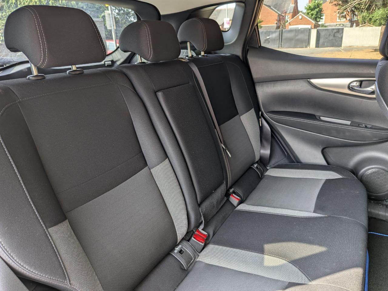 Nissan Qashqai 1.2 DIG-T N-Connecta SUV 5dr Petrol Manual Euro 6 (s/s) (115 ps)