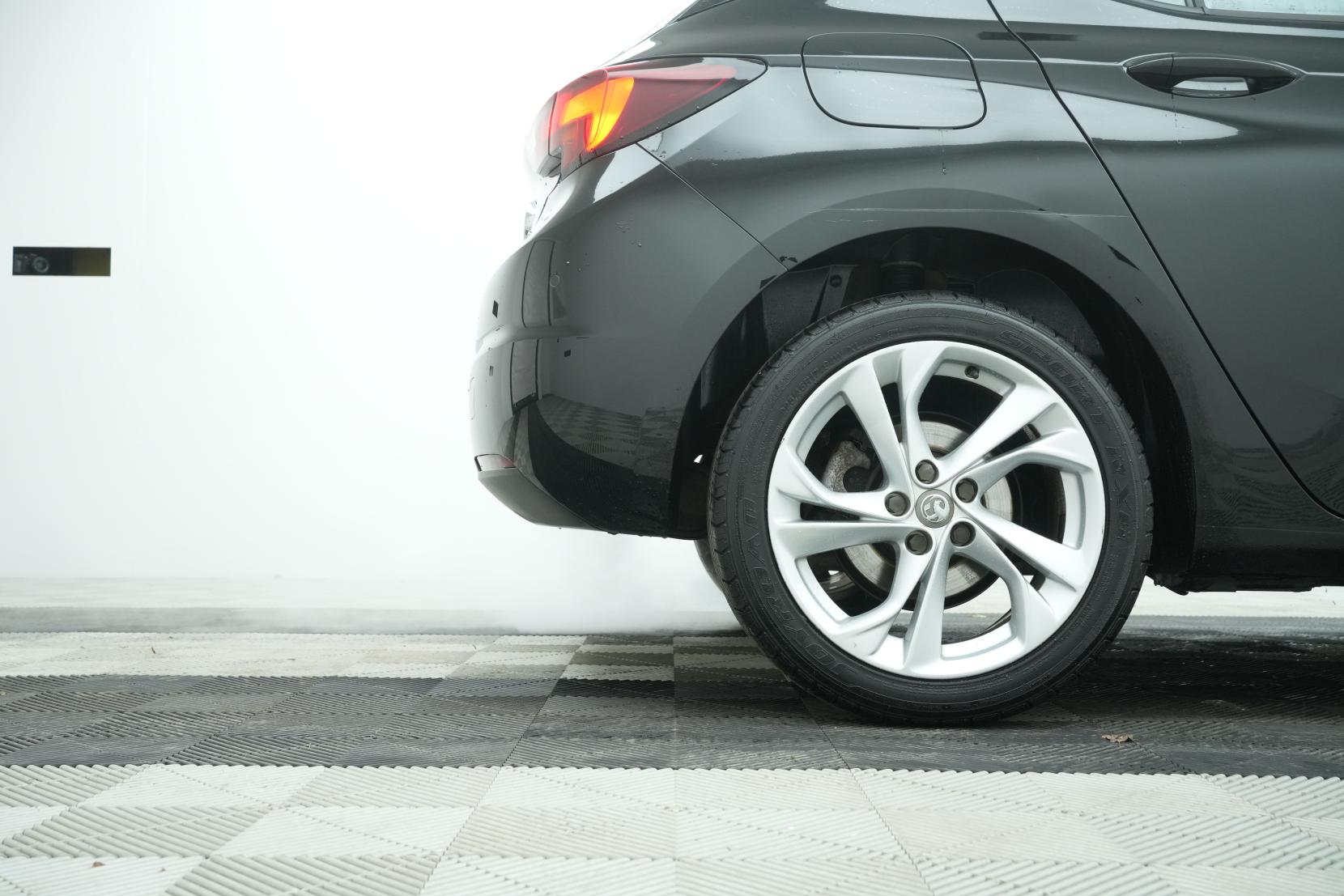 Vauxhall Astra 1.4i Turbo SRi Hatchback 5dr Petrol Manual Euro 6 (150 ps)