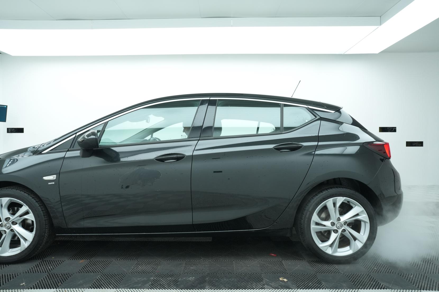 Vauxhall Astra 1.4i Turbo SRi Hatchback 5dr Petrol Manual Euro 6 (150 ps)