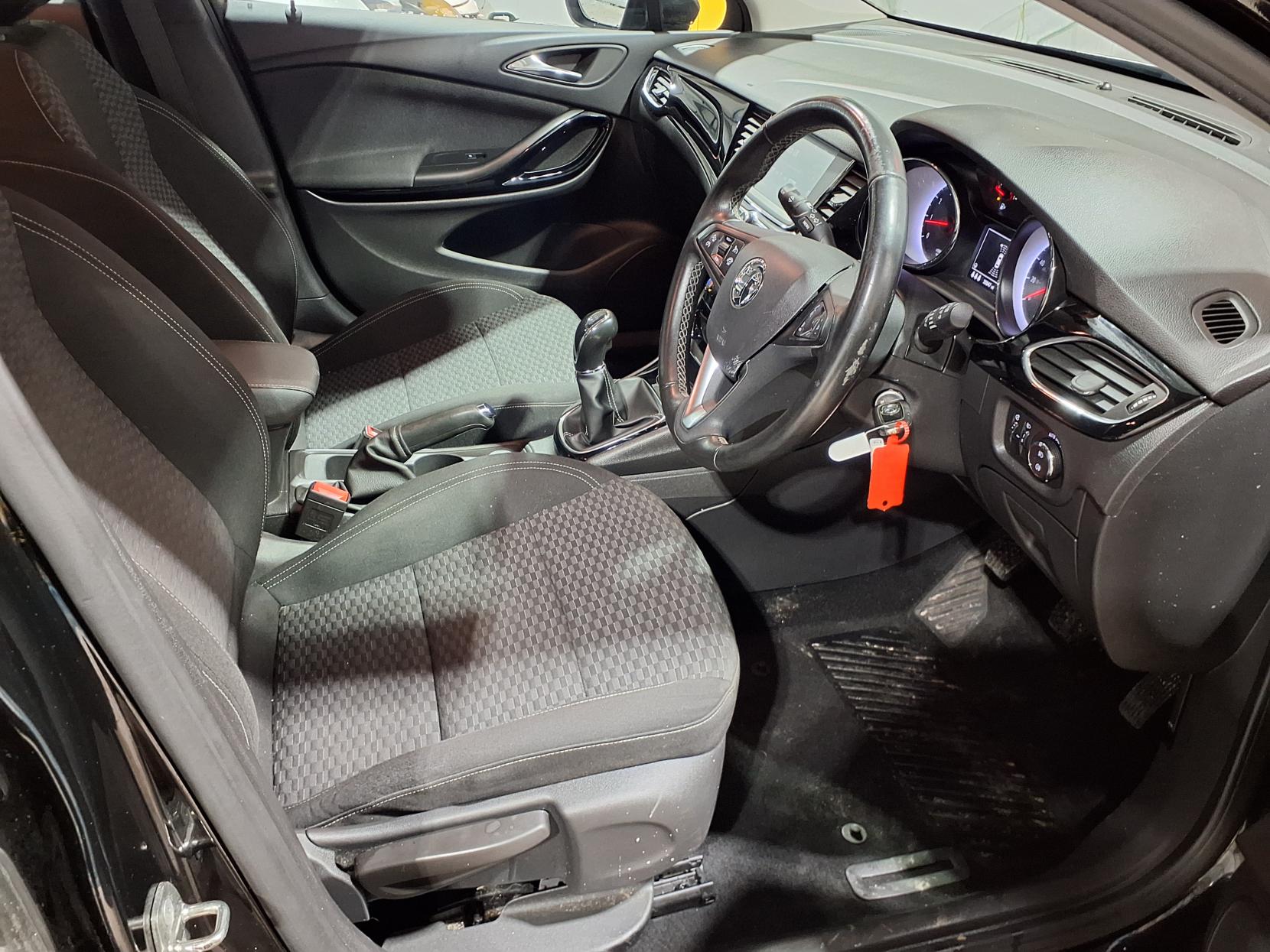 Vauxhall Astra 1.4i Turbo SRi Hatchback 5dr Petrol Manual Euro 6 (150 ps)