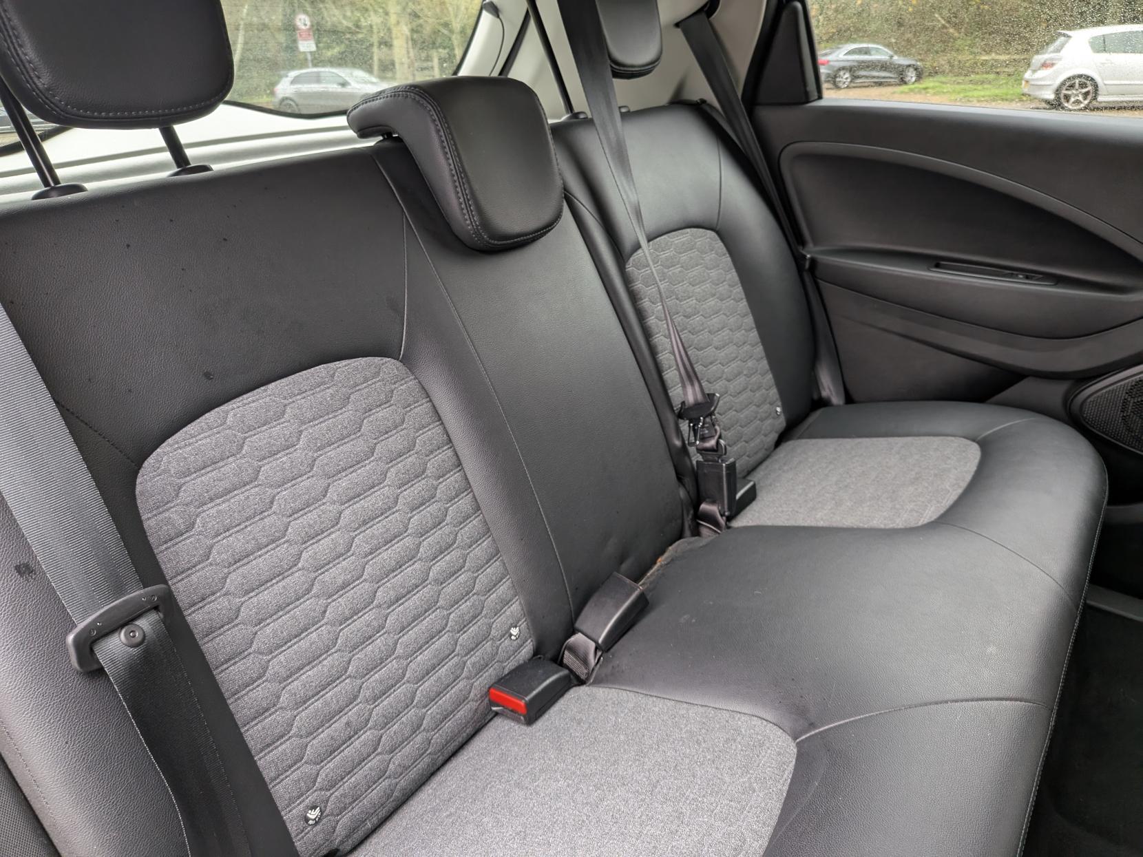 Renault Zoe R135 EV50 52kWh GT Line Hatchback 5dr Electric Auto (Rapid Charge) (134 bhp)