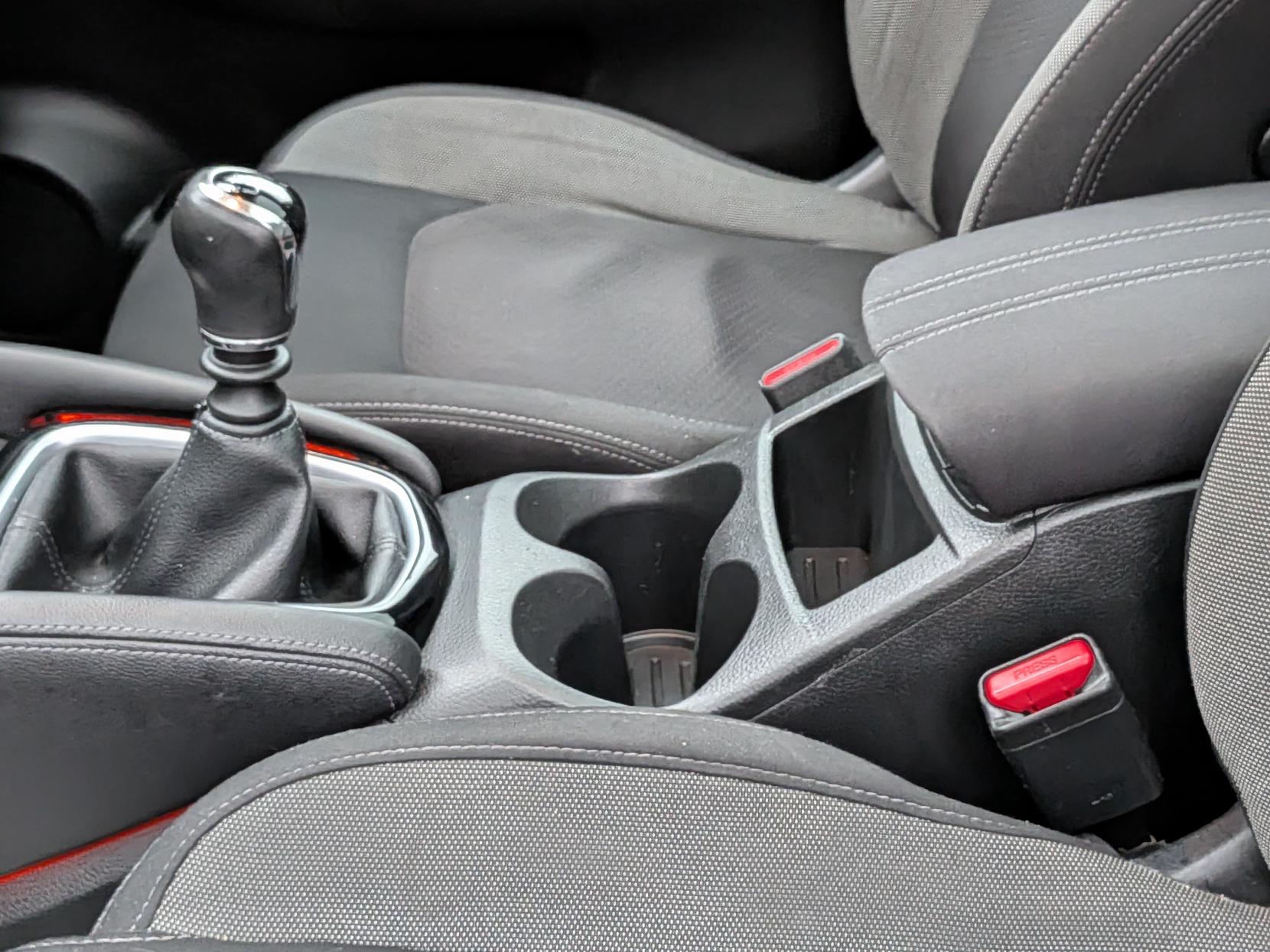 Nissan Qashqai 1.2 DIG-T N-Connecta SUV 5dr Petrol Manual Euro 6 (s/s) (115 ps)