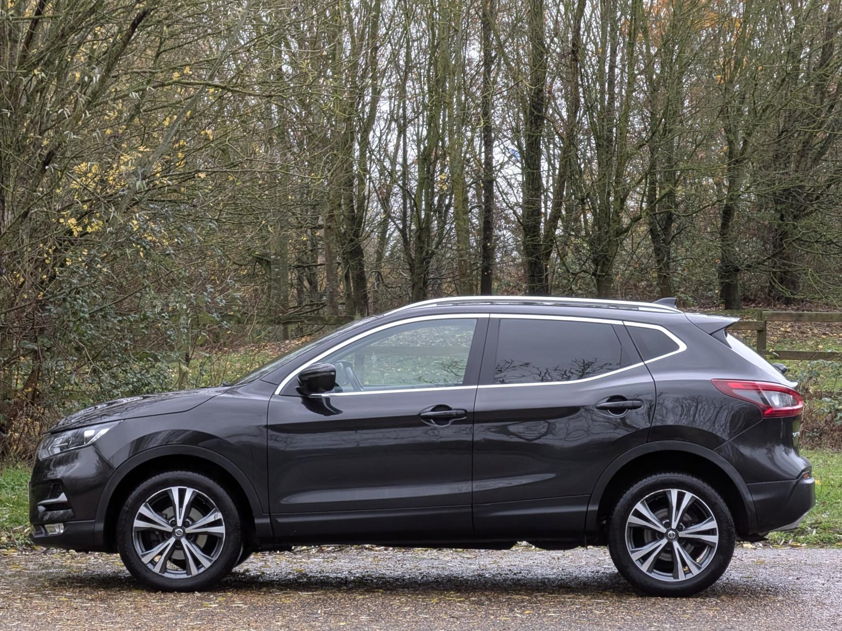 Nissan Qashqai 1.2 DIG-T N-Connecta SUV 5dr Petrol Manual Euro 6 (s/s) (115 ps)