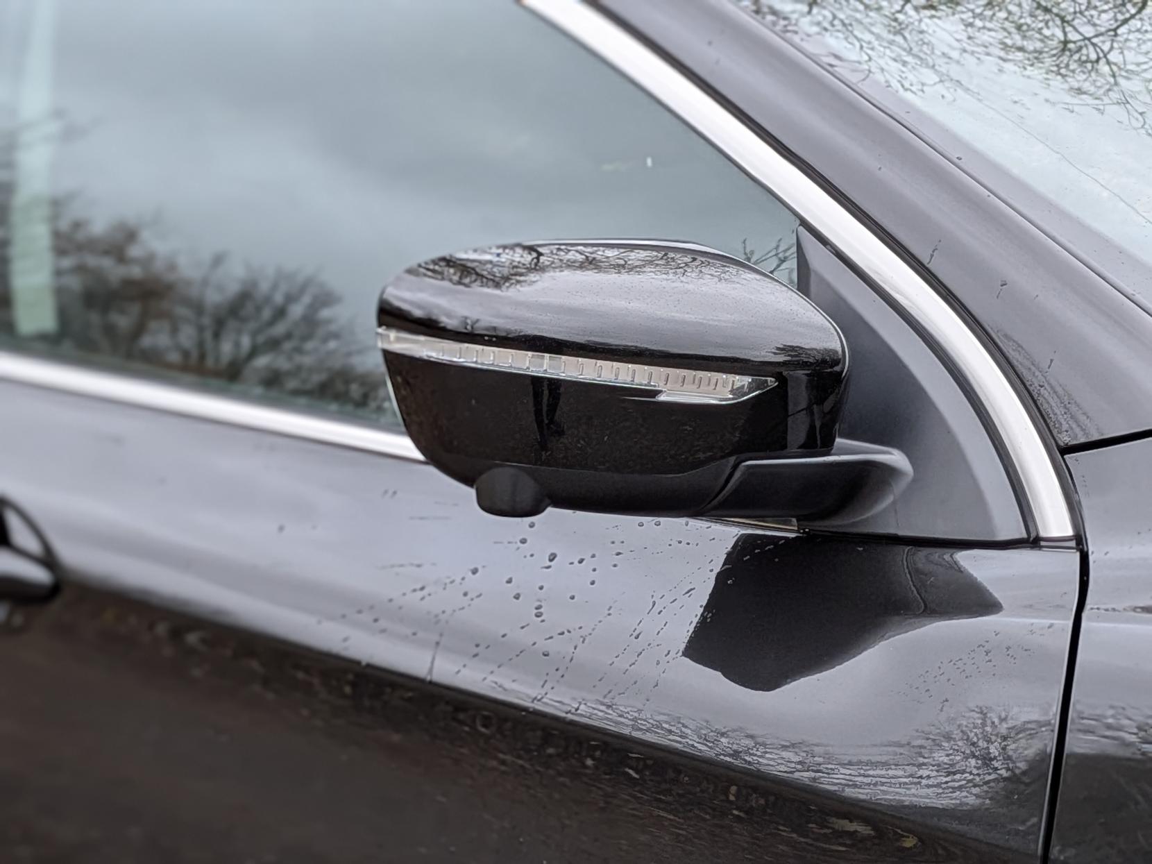 Nissan Qashqai 1.2 DIG-T N-Connecta SUV 5dr Petrol Manual Euro 6 (s/s) (115 ps)