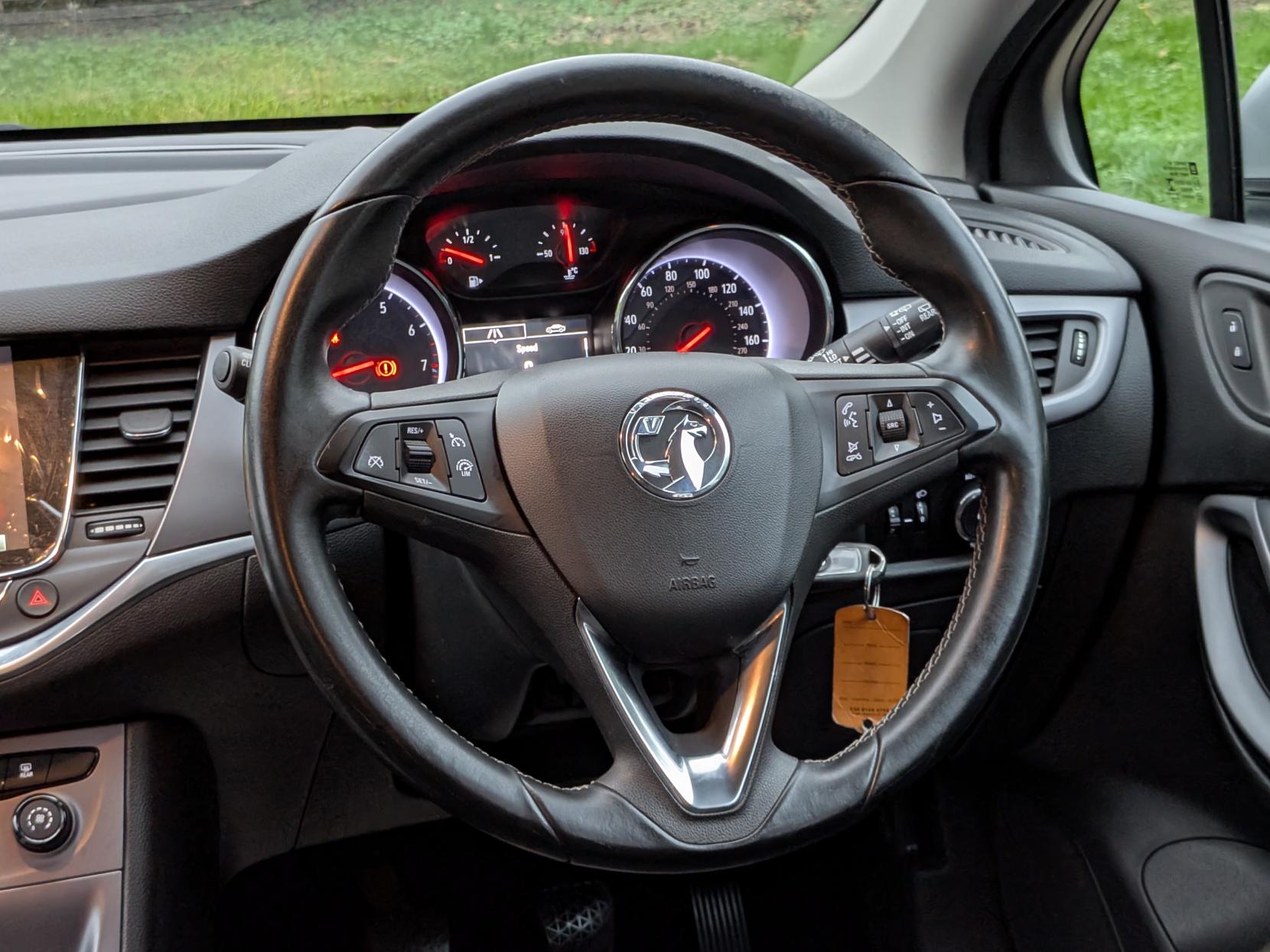 Vauxhall Astra 1.4i Turbo Tech Line Hatchback 5dr Petrol Manual Euro 6 (125 ps)