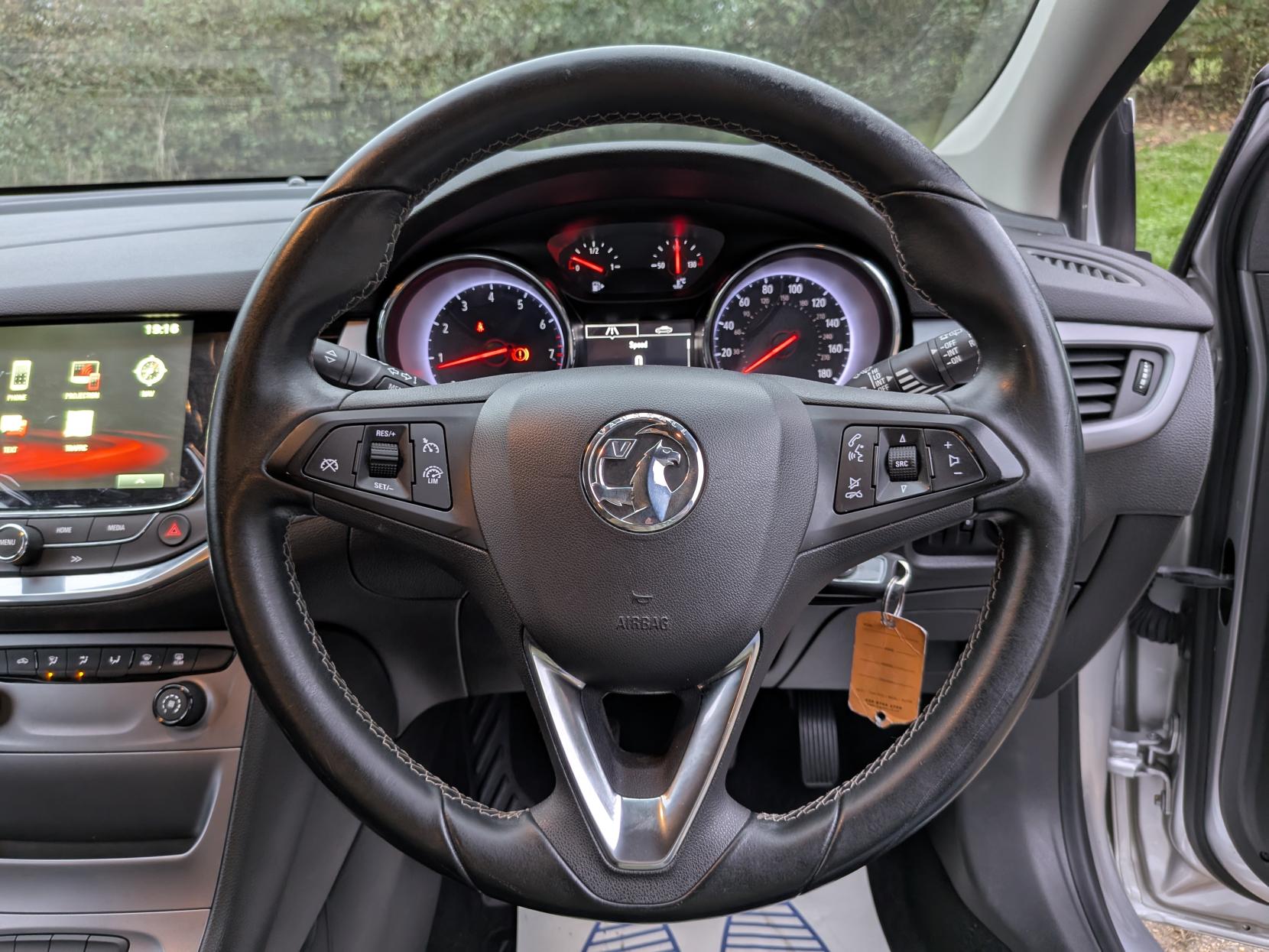 Vauxhall Astra 1.4i Turbo Tech Line Hatchback 5dr Petrol Manual Euro 6 (125 ps)