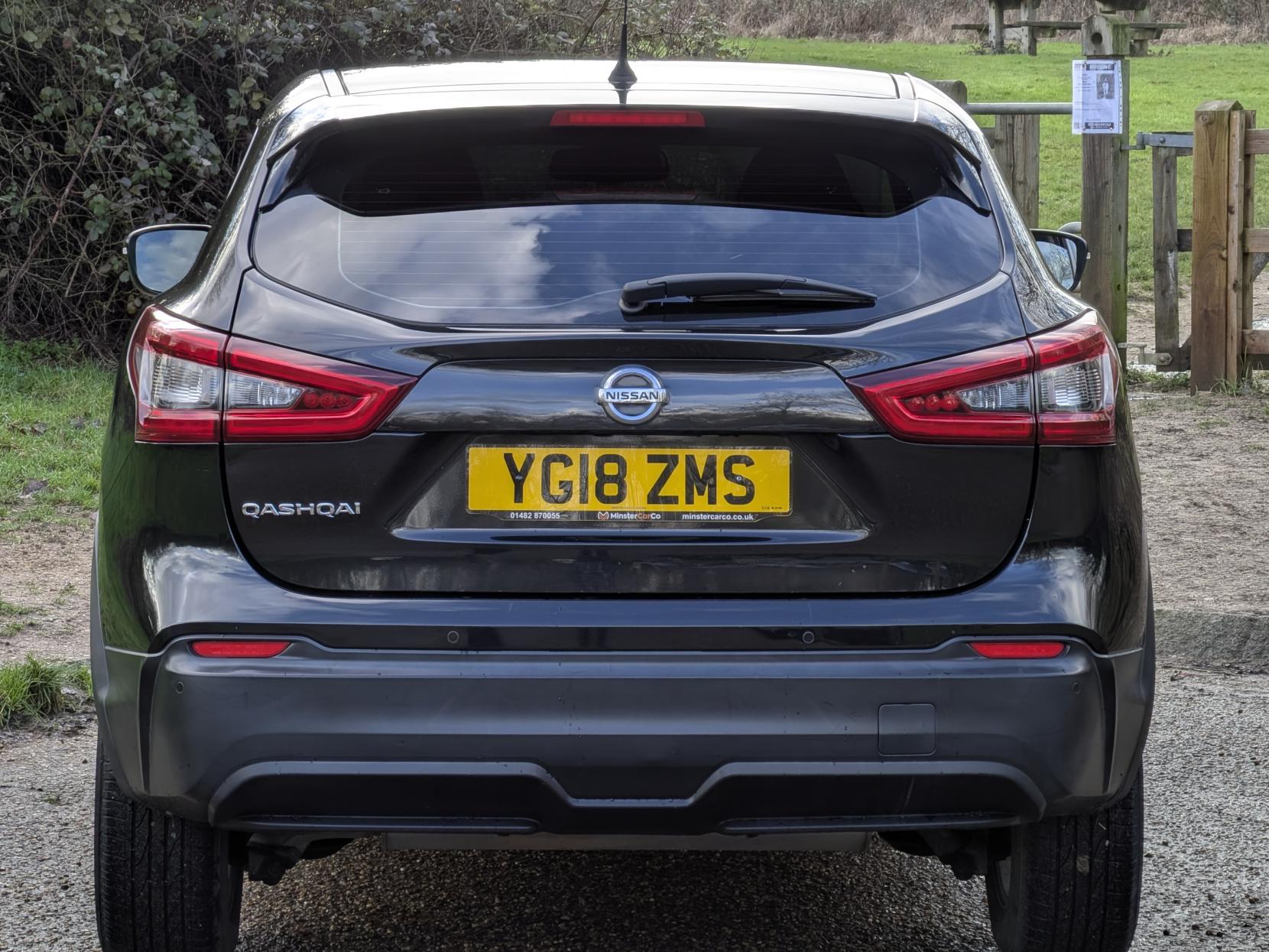 Nissan Qashqai 1.2 DIG-T Acenta SUV 5dr Petrol Manual Euro 6 (s/s) (115 ps)