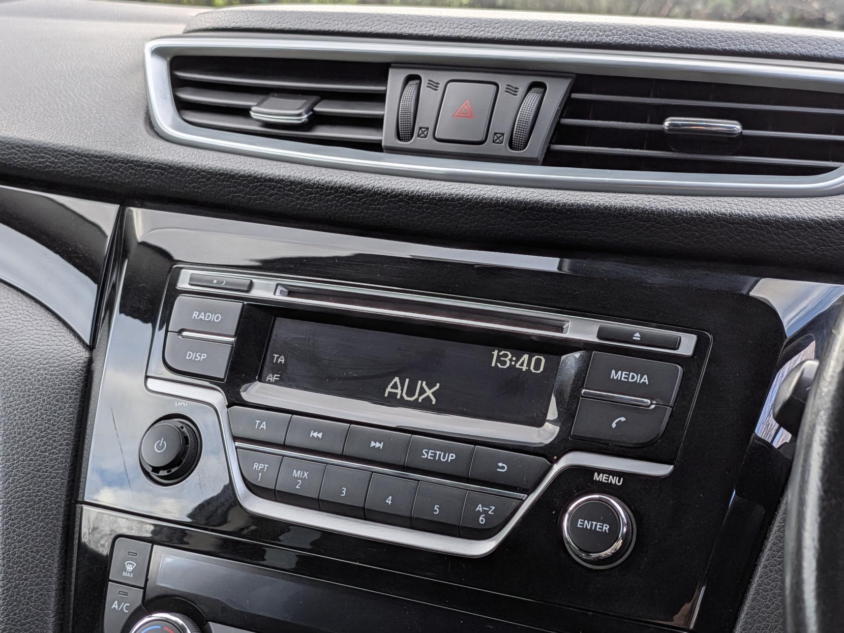 Nissan Qashqai 1.2 DIG-T Acenta SUV 5dr Petrol Manual Euro 6 (s/s) (115 ps)