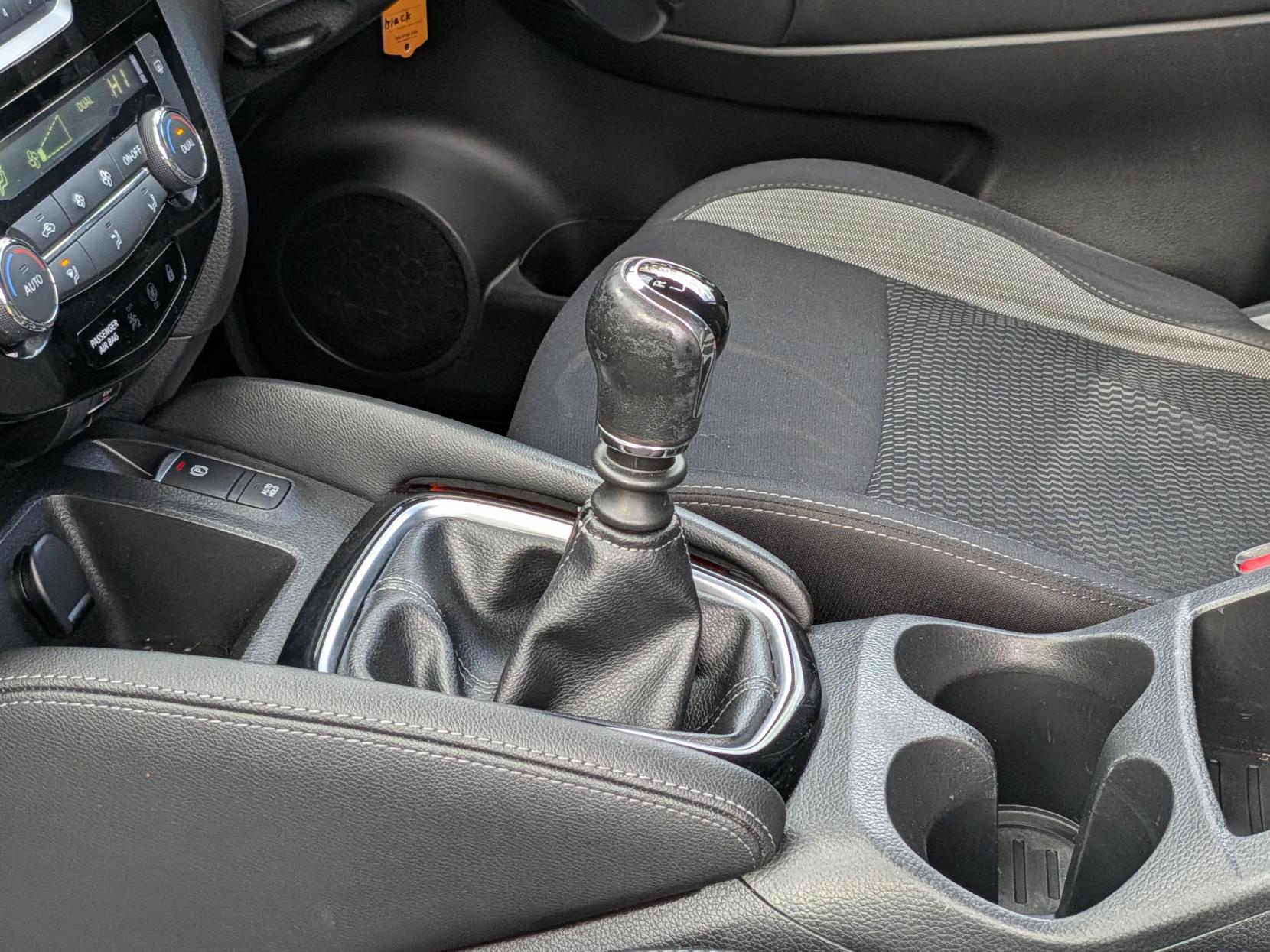 Nissan Qashqai 1.2 DIG-T Acenta SUV 5dr Petrol Manual Euro 6 (s/s) (115 ps)