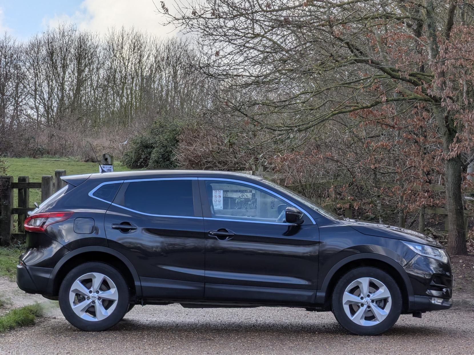 Nissan Qashqai 1.2 DIG-T Acenta SUV 5dr Petrol Manual Euro 6 (s/s) (115 ps)