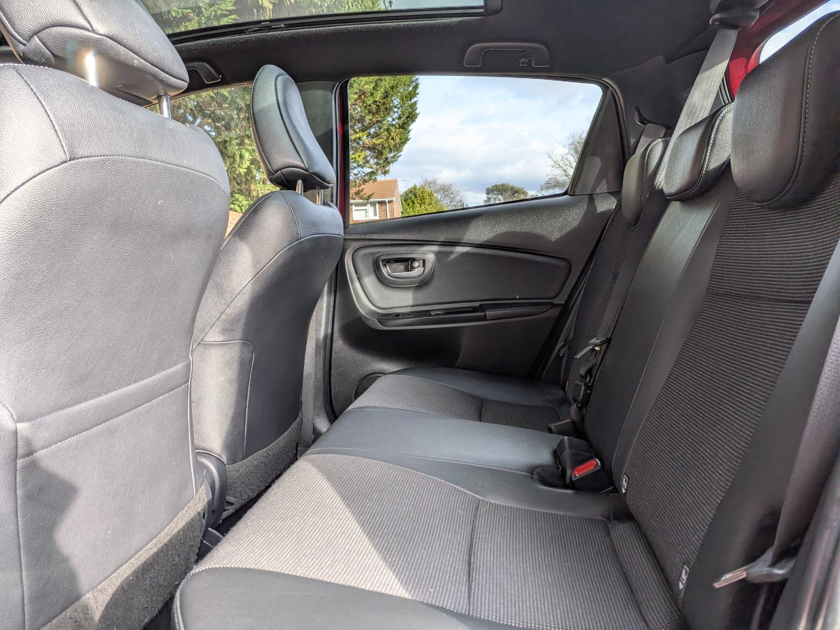 Toyota Yaris 1.5 VVT-h Excel Hatchback 5dr Petrol Hybrid E-CVT Euro 6 (s/s) (100 ps)