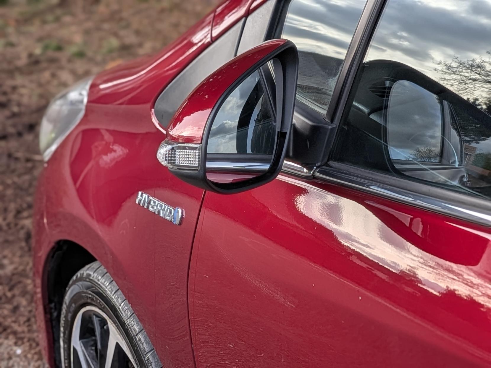 Toyota Yaris 1.5 VVT-h Excel Hatchback 5dr Petrol Hybrid E-CVT Euro 6 (s/s) (100 ps)