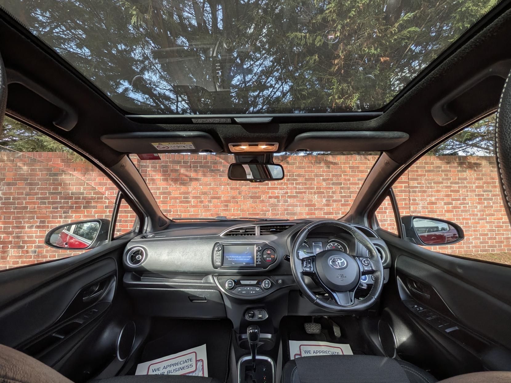 Toyota Yaris 1.5 VVT-h Excel Hatchback 5dr Petrol Hybrid E-CVT Euro 6 (s/s) (100 ps)