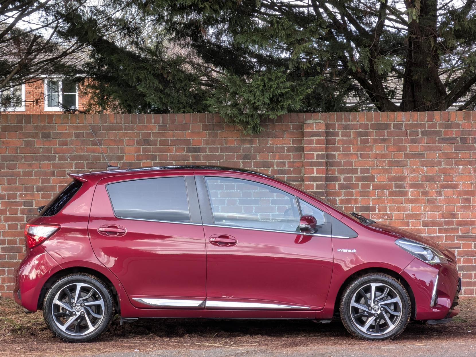 Toyota Yaris 1.5 VVT-h Excel Hatchback 5dr Petrol Hybrid E-CVT Euro 6 (s/s) (100 ps)