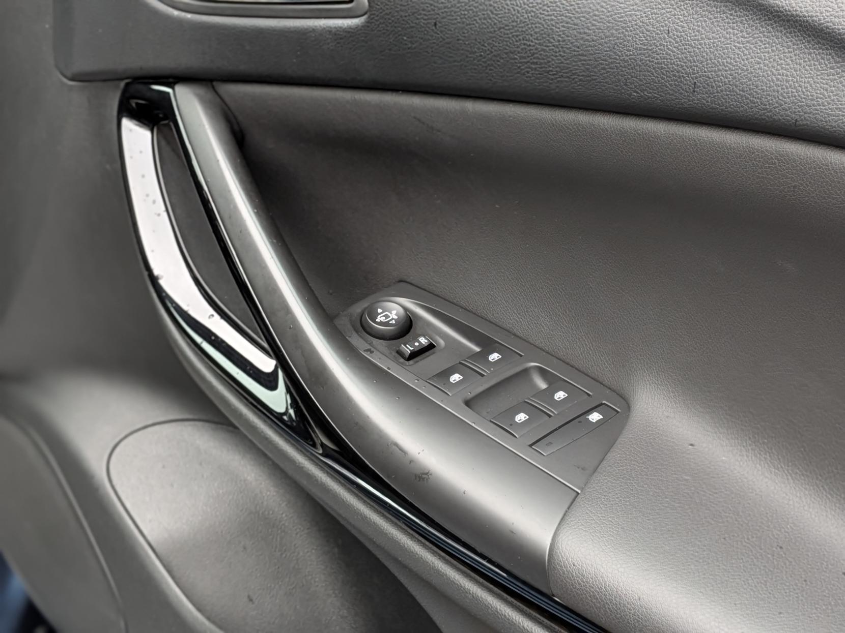 Vauxhall Astra 1.4i Turbo Elite Nav Hatchback 5dr Petrol Manual Euro 6 (150 ps)