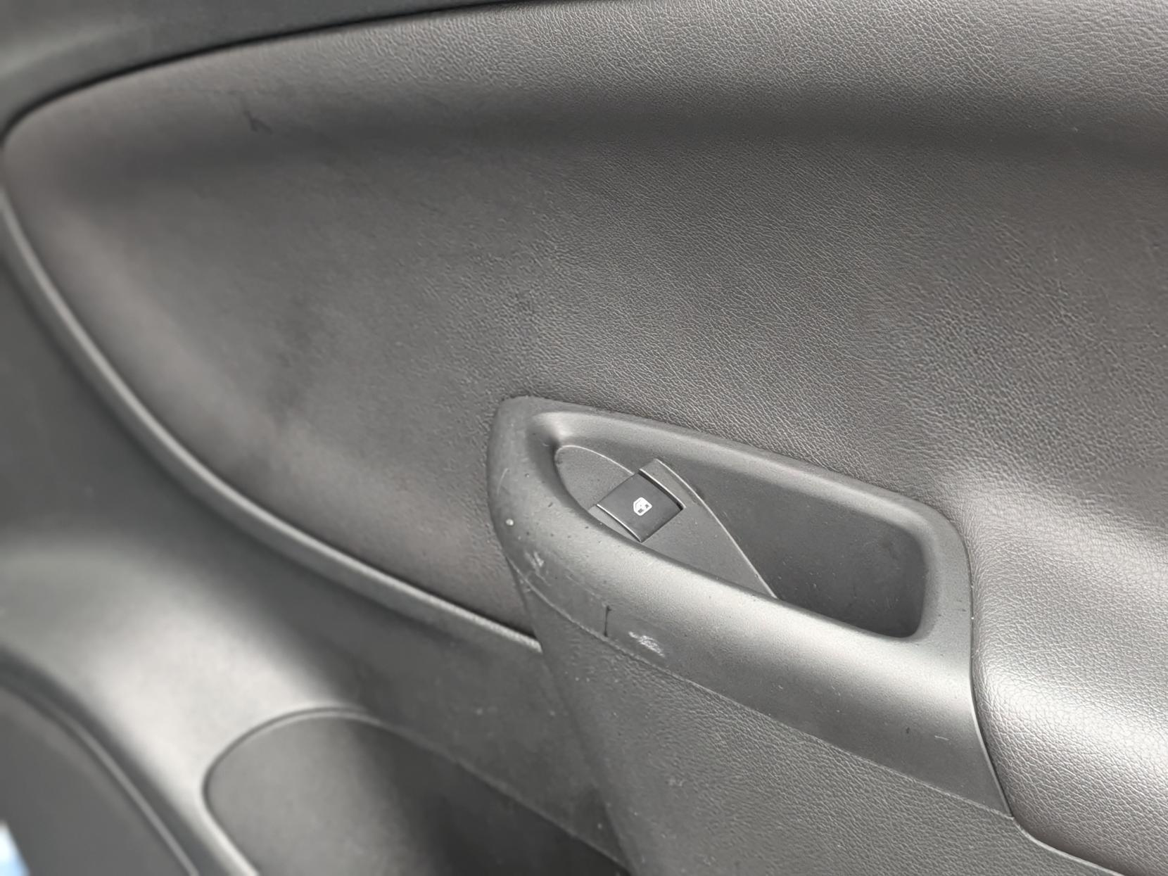 Vauxhall Astra 1.4i Turbo Elite Nav Hatchback 5dr Petrol Manual Euro 6 (150 ps)