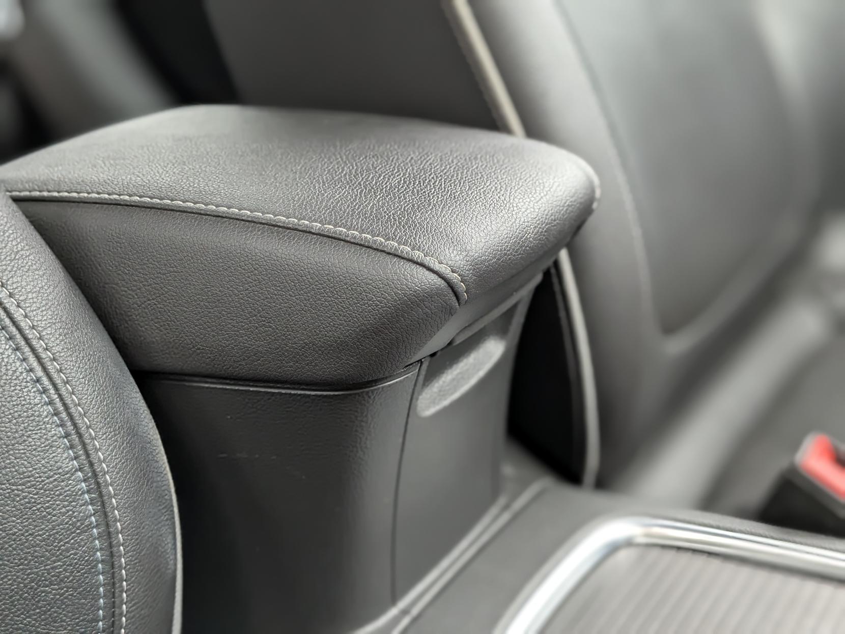 Vauxhall Astra 1.4i Turbo Elite Nav Hatchback 5dr Petrol Manual Euro 6 (150 ps)