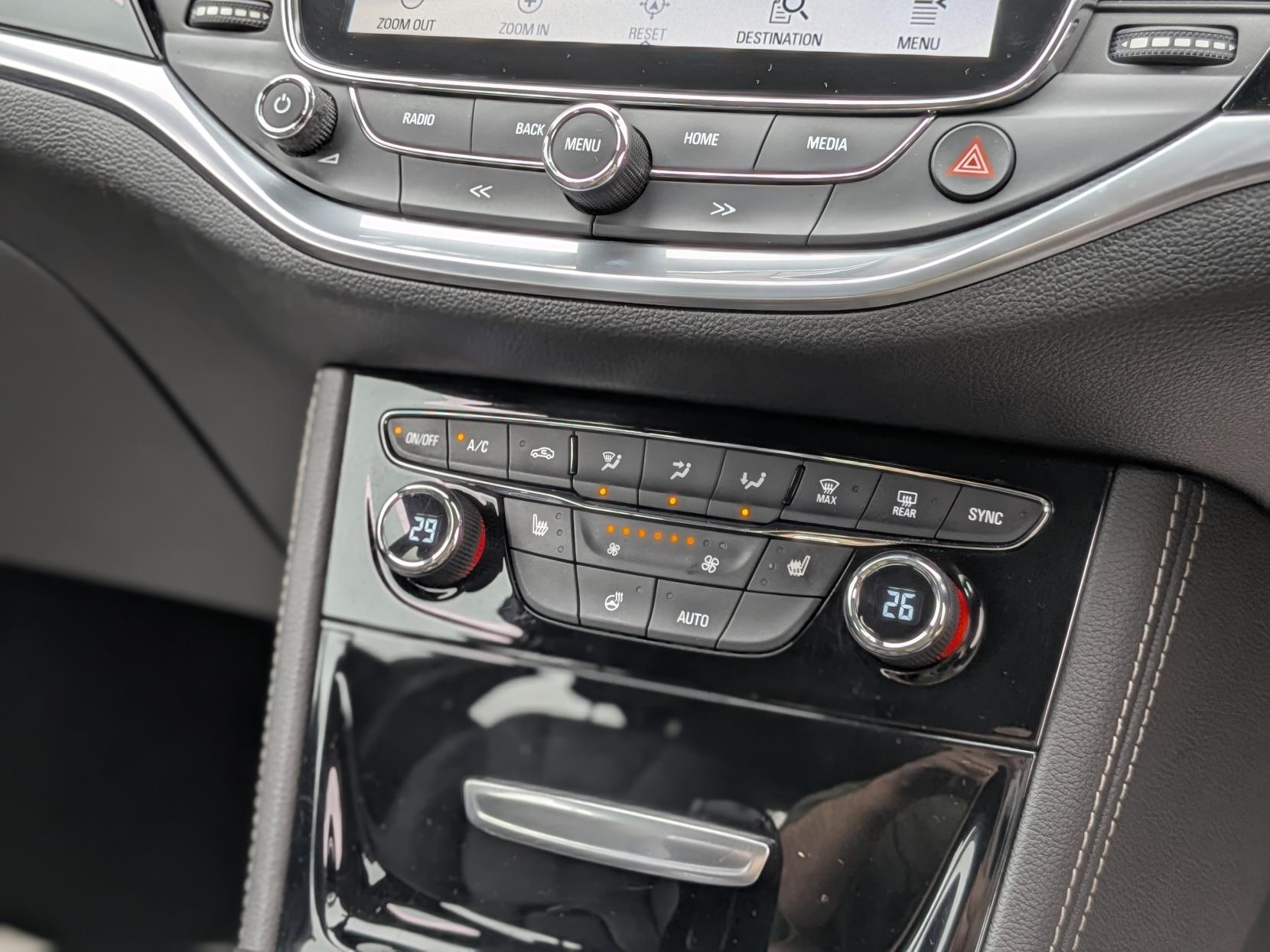 Vauxhall Astra 1.4i Turbo Elite Nav Hatchback 5dr Petrol Manual Euro 6 (150 ps)