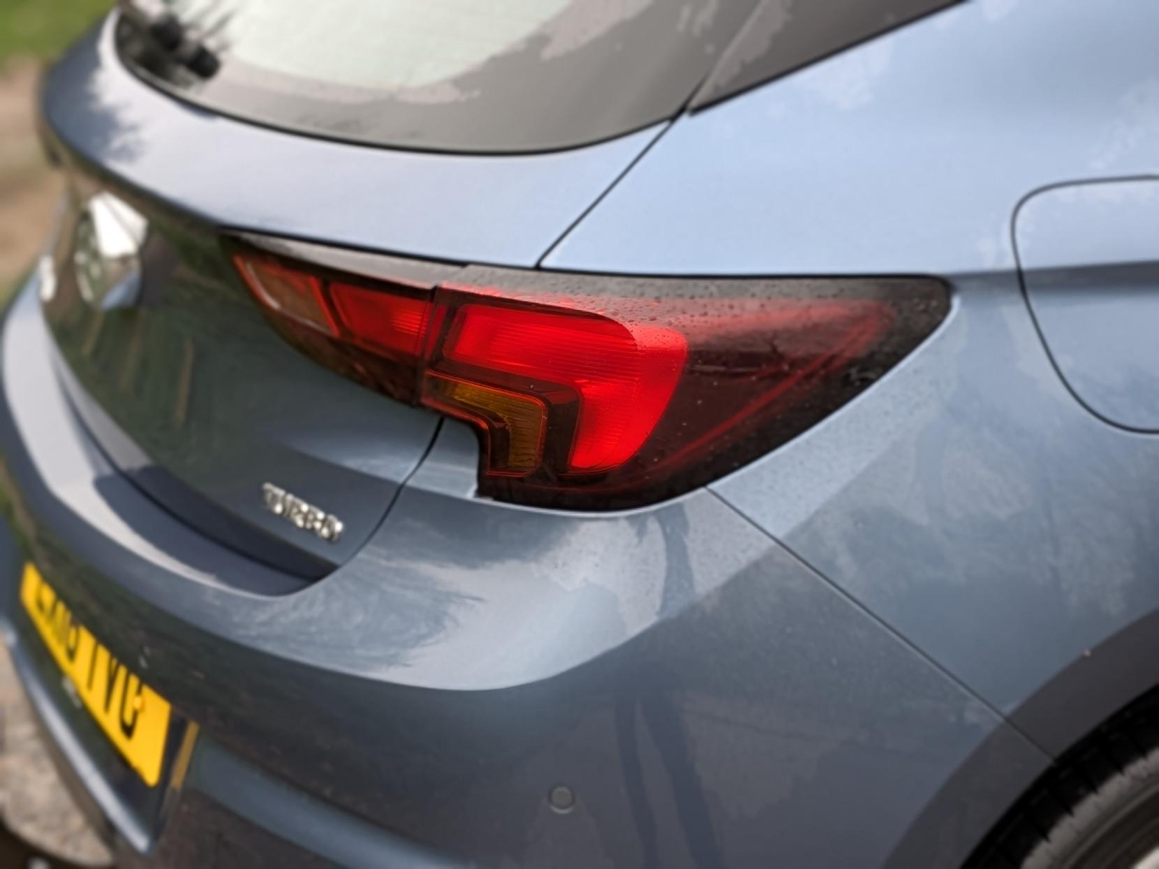 Vauxhall Astra 1.4i Turbo Elite Nav Hatchback 5dr Petrol Manual Euro 6 (150 ps)