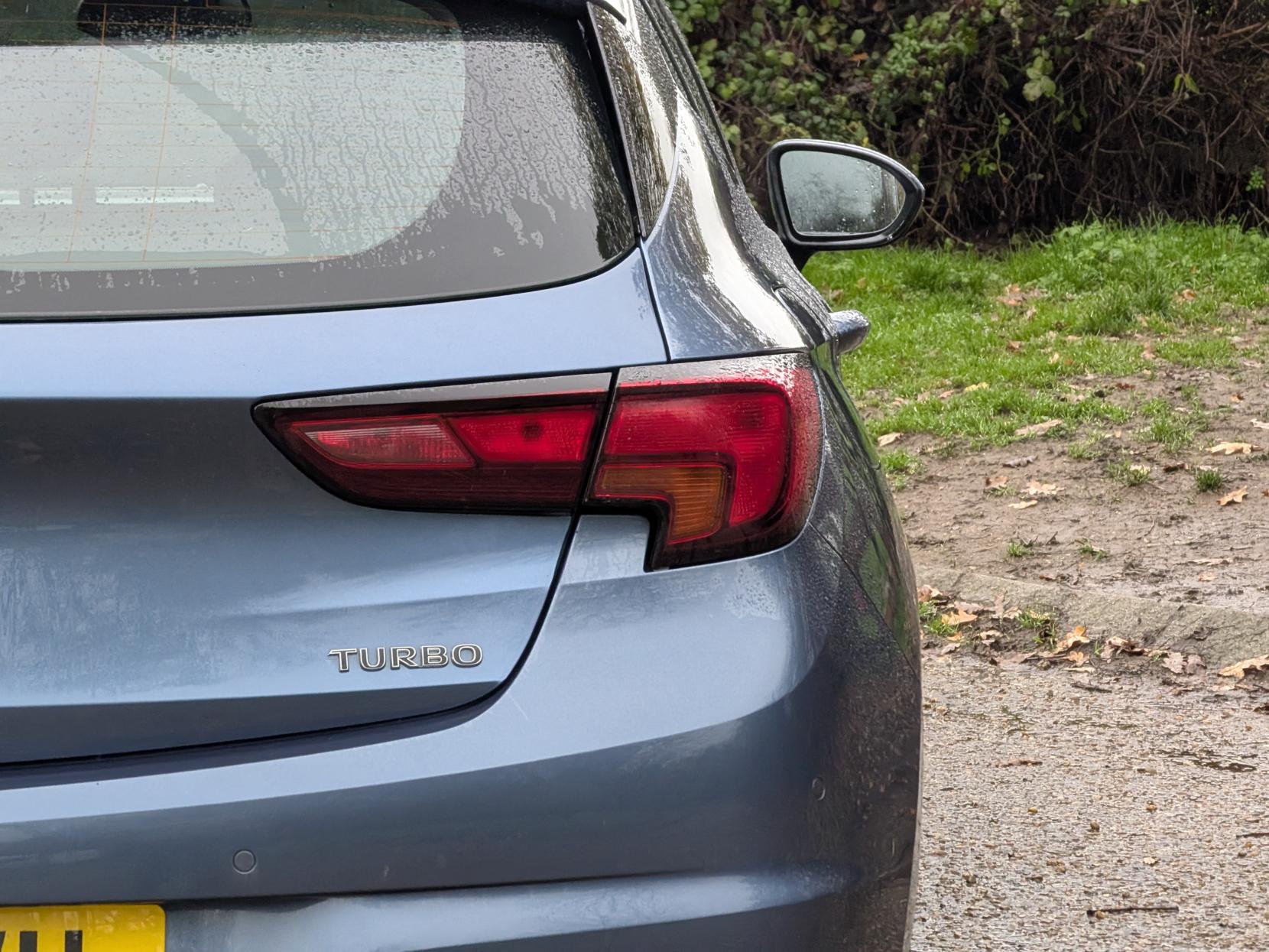 Vauxhall Astra 1.4i Turbo Elite Nav Hatchback 5dr Petrol Manual Euro 6 (150 ps)