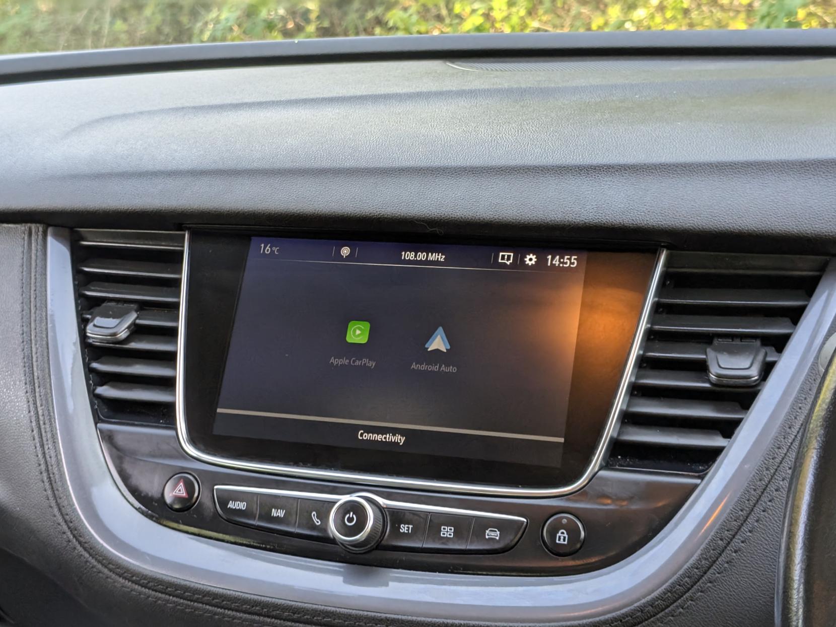 Vauxhall Grandland X 1.5 Turbo D BlueInjection Sport Nav SUV 5dr Diesel Auto Euro 6 (s/s) (130 ps)