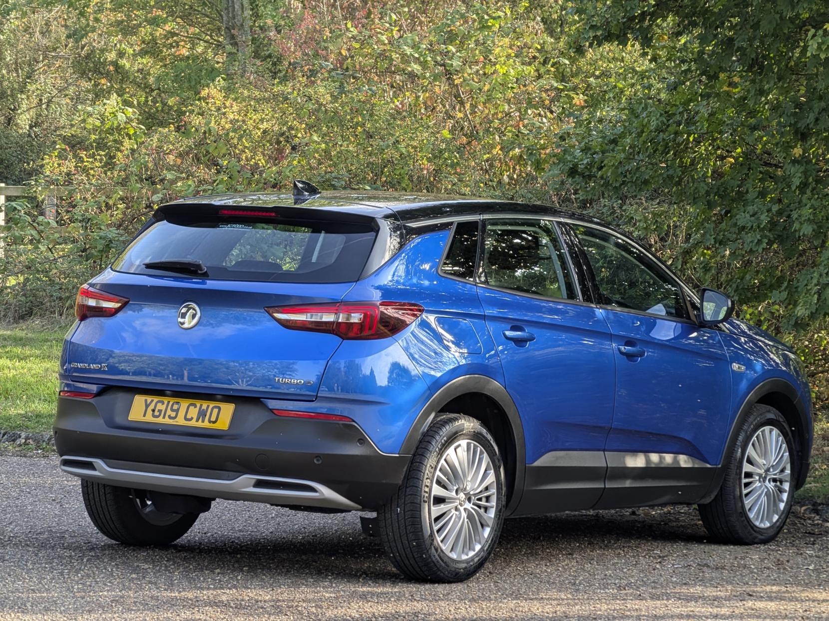Vauxhall Grandland X 1.5 Turbo D BlueInjection Sport Nav SUV 5dr Diesel Auto Euro 6 (s/s) (130 ps)