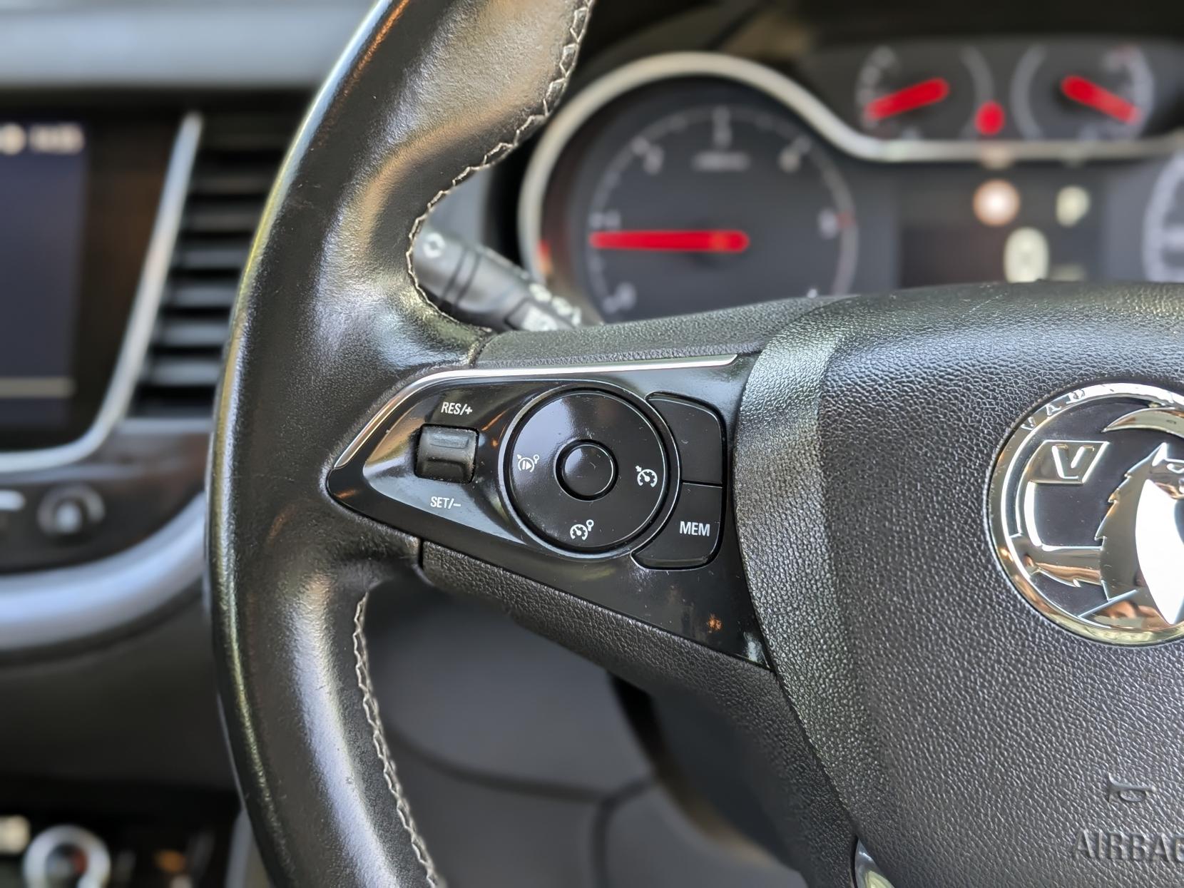 Vauxhall Grandland X 1.5 Turbo D BlueInjection Sport Nav SUV 5dr Diesel Auto Euro 6 (s/s) (130 ps)