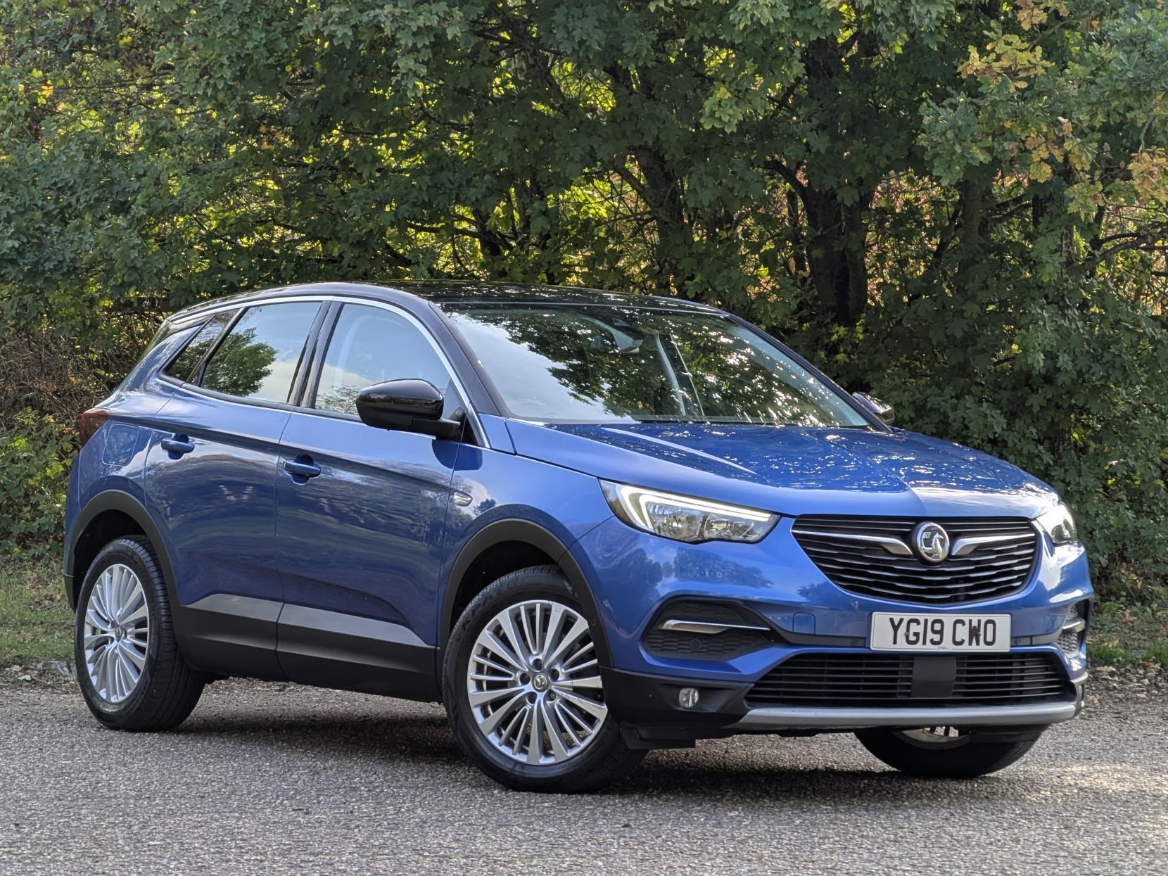 Vauxhall Grandland X 1.5 Turbo D BlueInjection Sport Nav SUV 5dr Diesel Auto Euro 6 (s/s) (130 ps)
