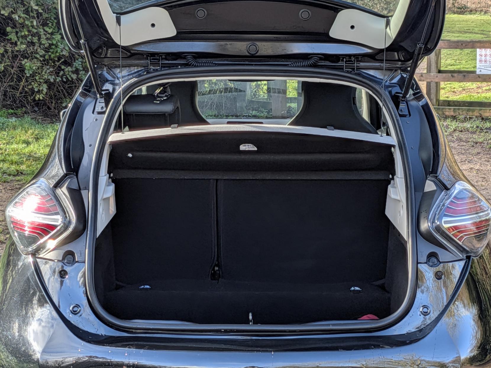 Renault Zoe R135 52kWh GT Line Hatchback 5dr Electric Auto (i, Rapid Charge) (134 bhp)