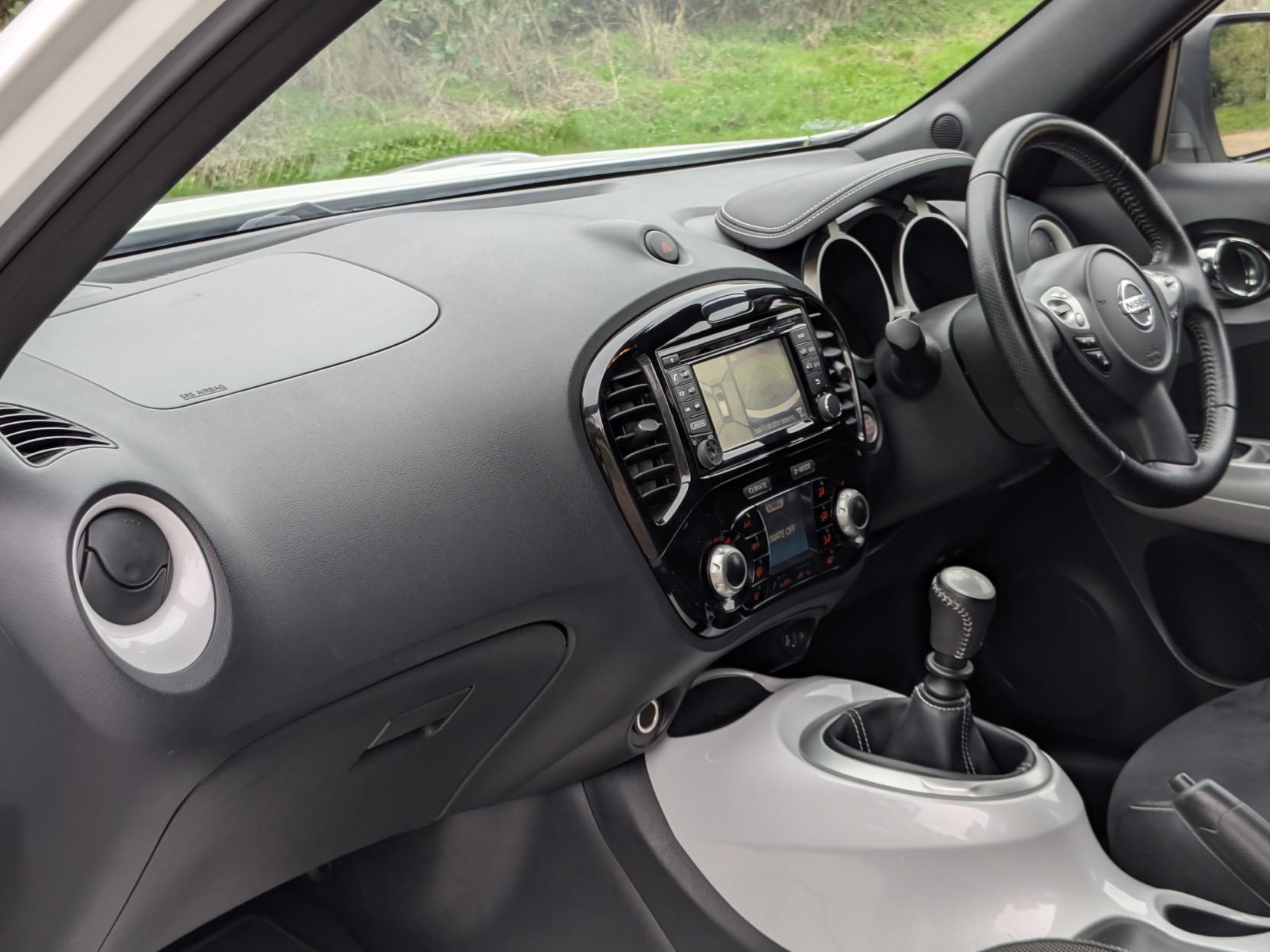 Nissan Juke 1.2 DIG-T N-Vision SUV 5dr Petrol Manual Euro 6 (s/s) (115 ps)