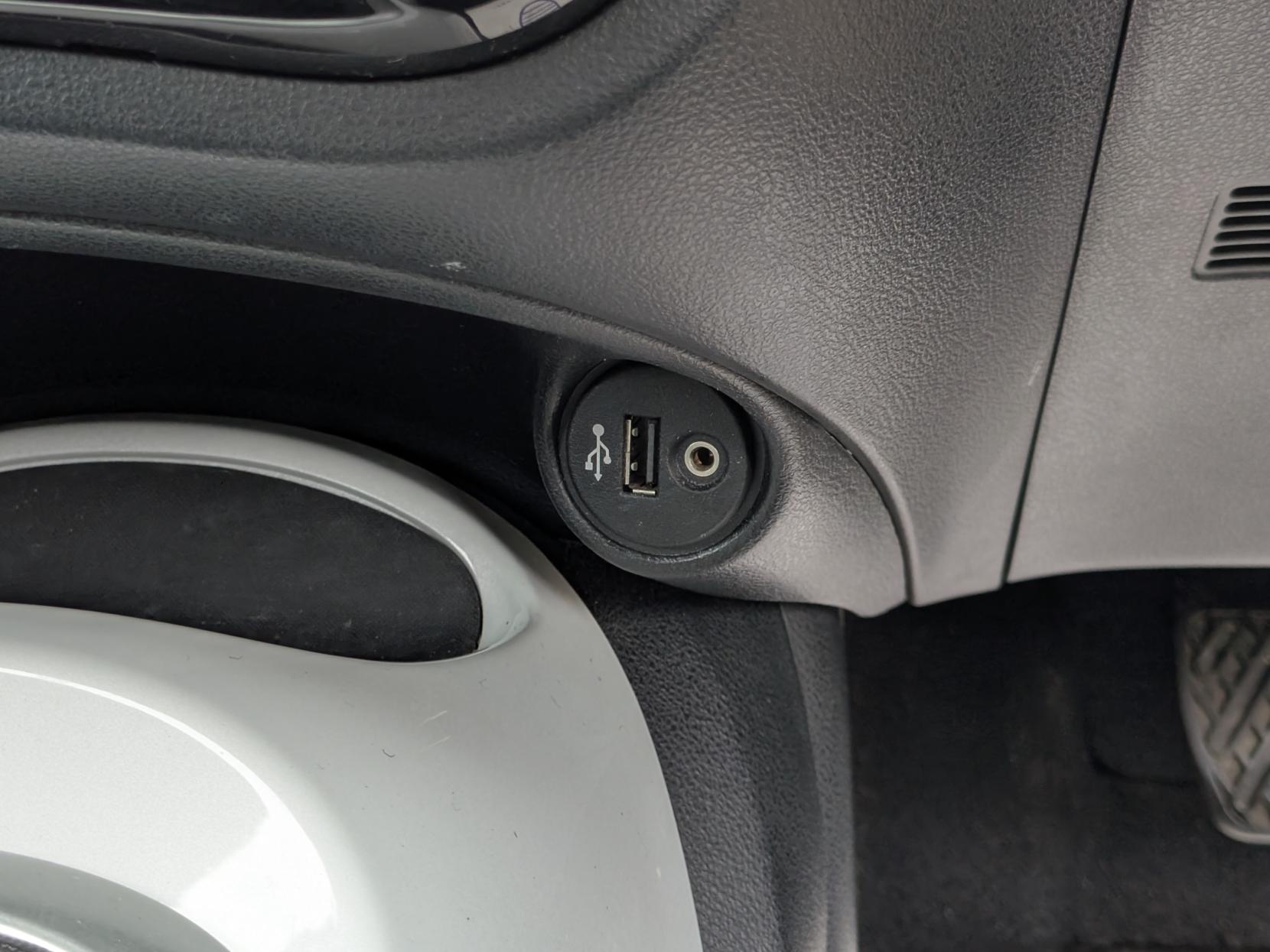 Nissan Juke 1.2 DIG-T N-Vision SUV 5dr Petrol Manual Euro 6 (s/s) (115 ps)