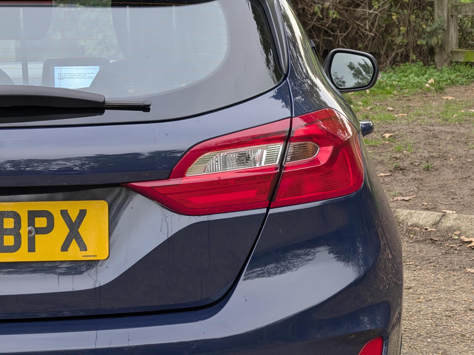 Ford Fiesta 1.0T EcoBoost GPF Zetec Hatchback 5dr Petrol Auto Euro 6 (s/s) (100 ps)