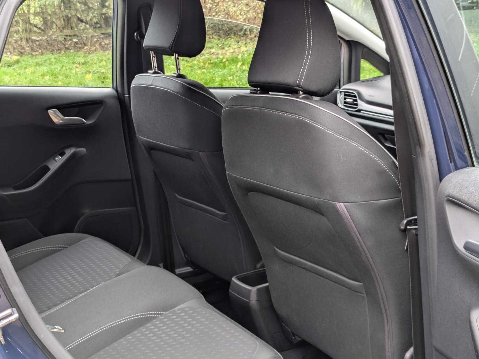 Ford Fiesta 1.0T EcoBoost GPF Zetec Hatchback 5dr Petrol Auto Euro 6 (s/s) (100 ps)