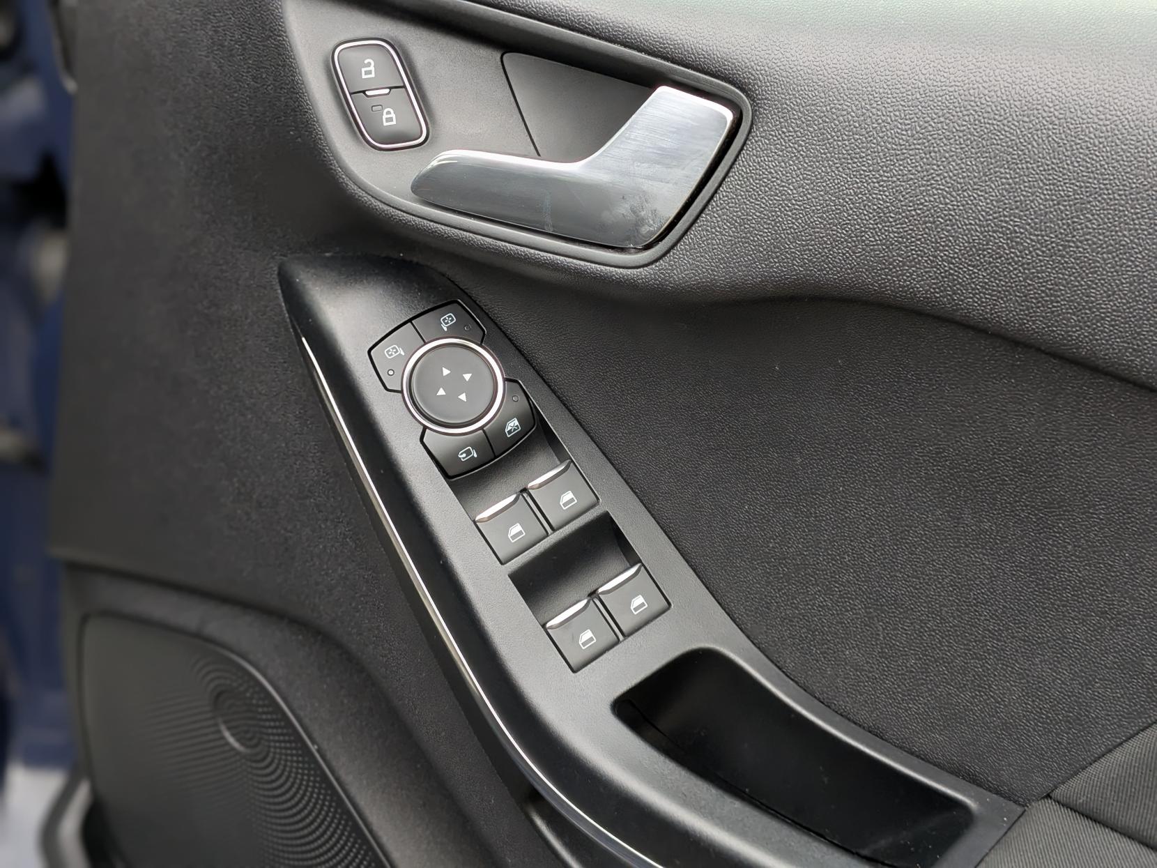 Ford Fiesta 1.0T EcoBoost GPF Zetec Hatchback 5dr Petrol Auto Euro 6 (s/s) (100 ps)