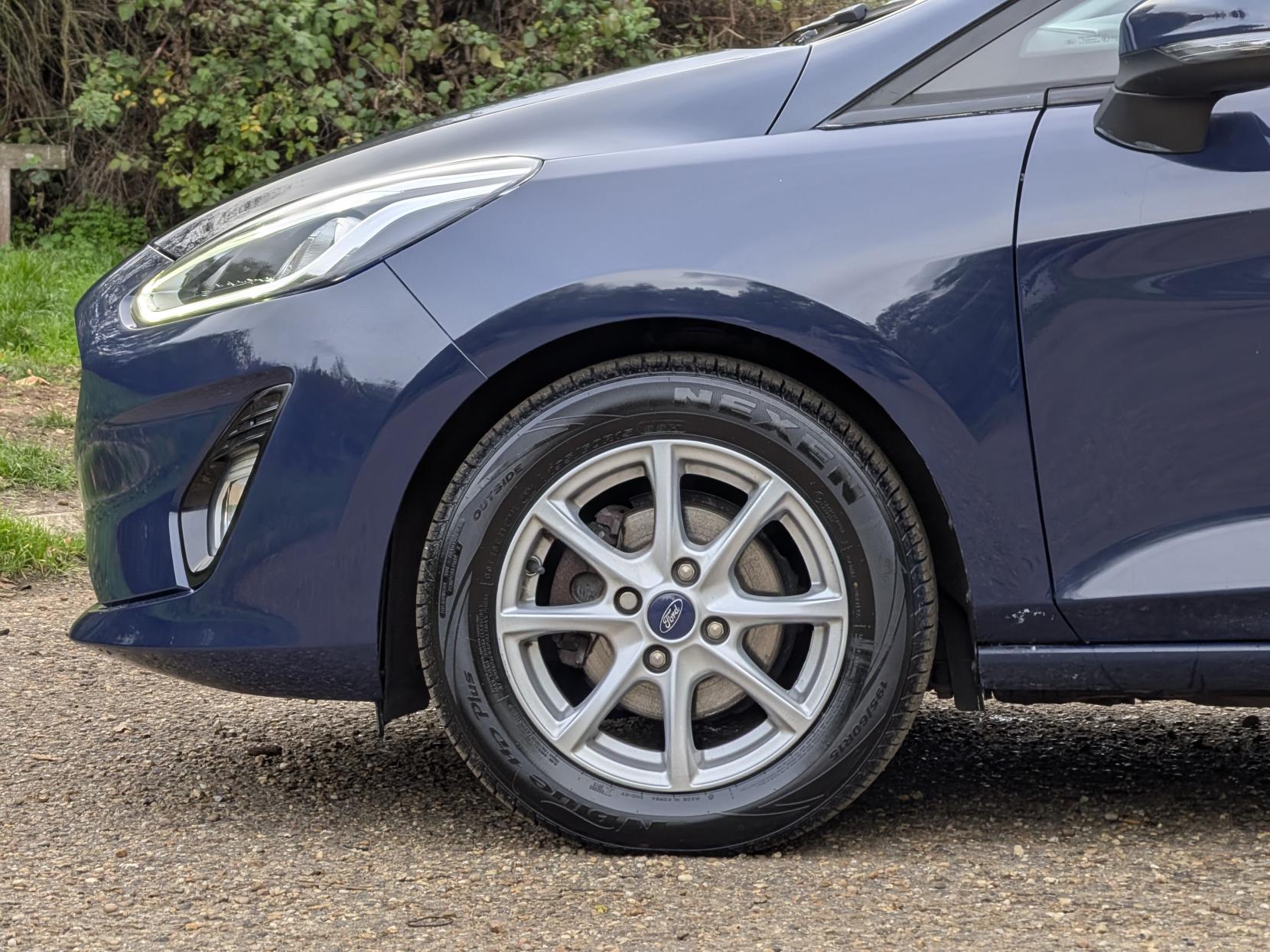 Ford Fiesta 1.0T EcoBoost GPF Zetec Hatchback 5dr Petrol Auto Euro 6 (s/s) (100 ps)