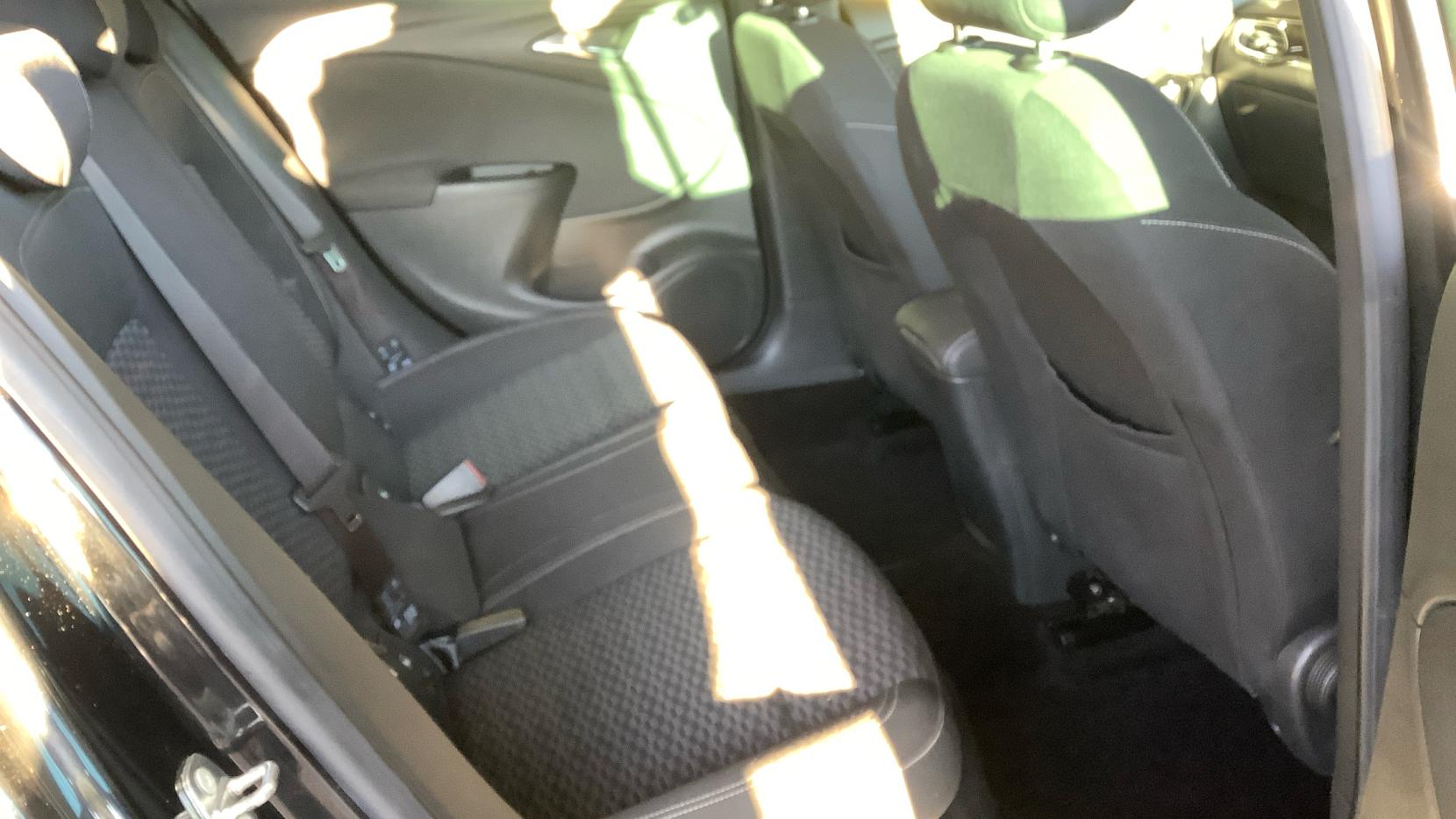 Vauxhall Astra 1.4i Turbo SRi Nav Hatchback 5dr Petrol Manual Euro 6 (150 ps)