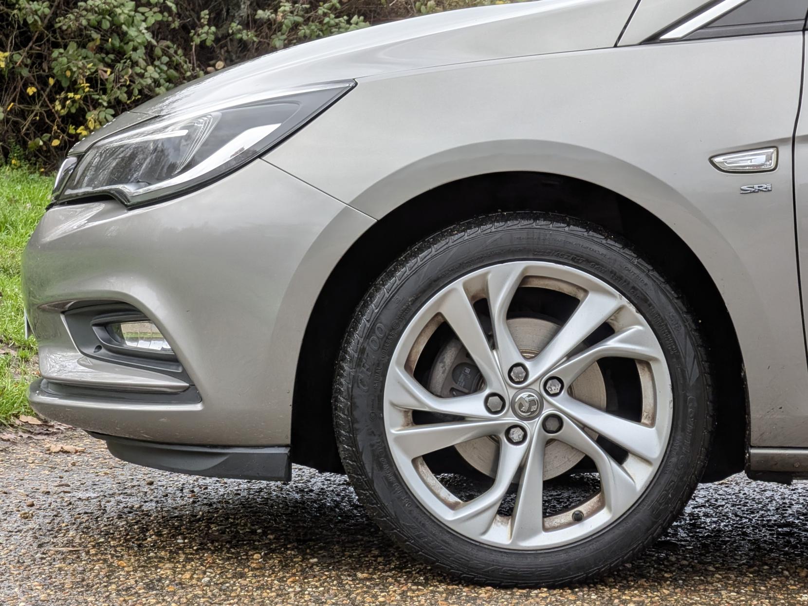 Vauxhall Astra 1.4i Turbo SRi Hatchback 5dr Petrol Manual Euro 6 (150 ps)