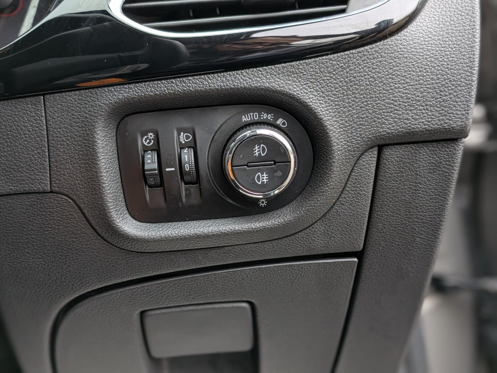 Vauxhall Astra 1.4i Turbo SRi Hatchback 5dr Petrol Manual Euro 6 (150 ps)