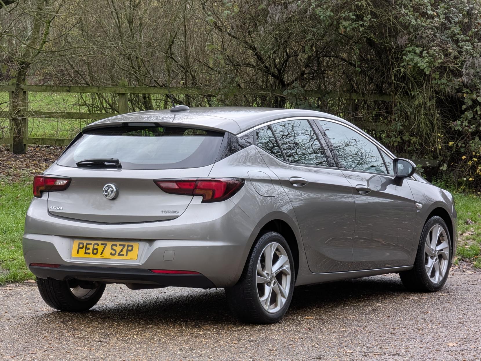 Vauxhall Astra 1.4i Turbo SRi Hatchback 5dr Petrol Manual Euro 6 (150 ps)