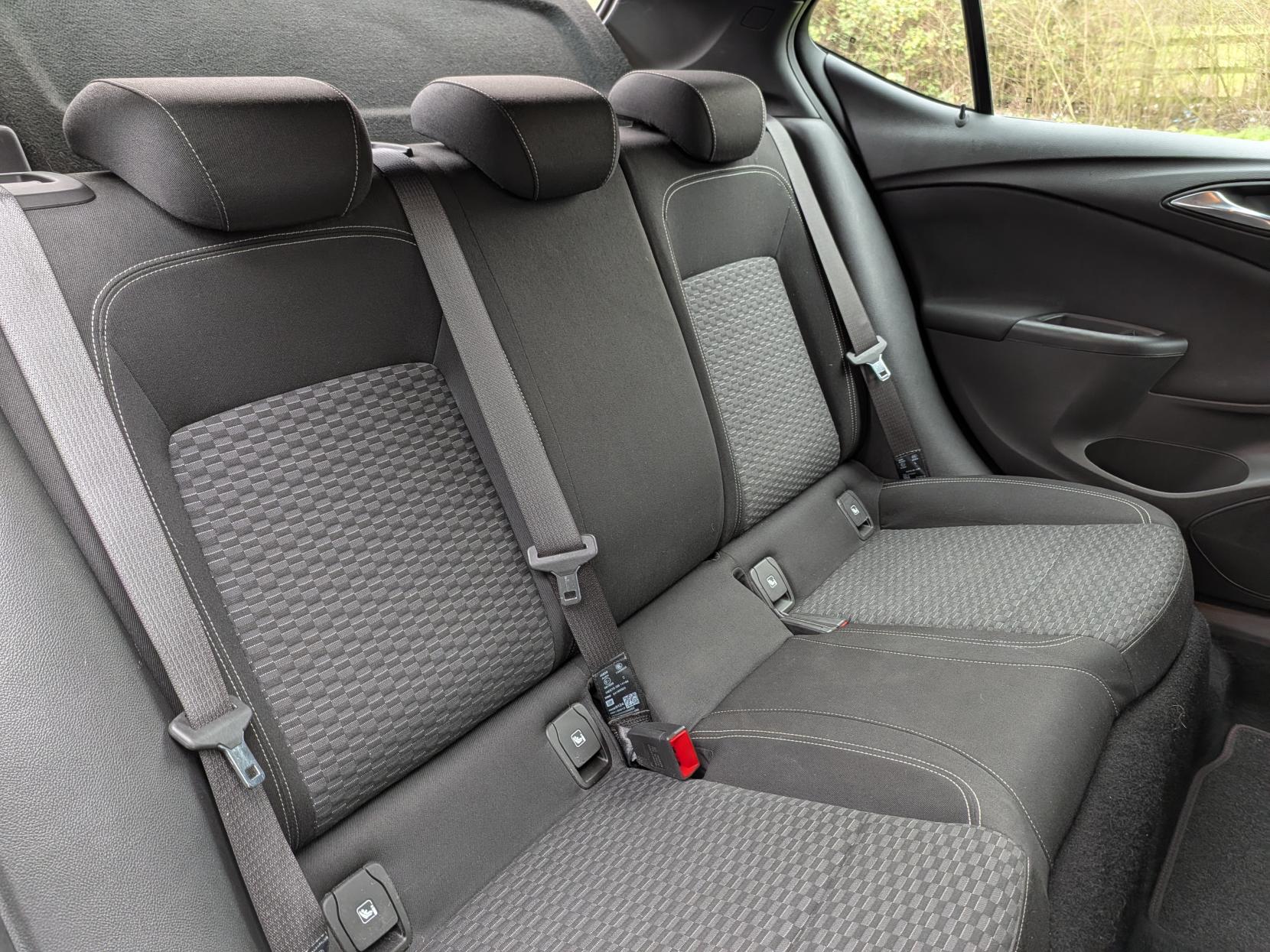 Vauxhall Astra 1.4i Turbo SRi Hatchback 5dr Petrol Manual Euro 6 (150 ps)