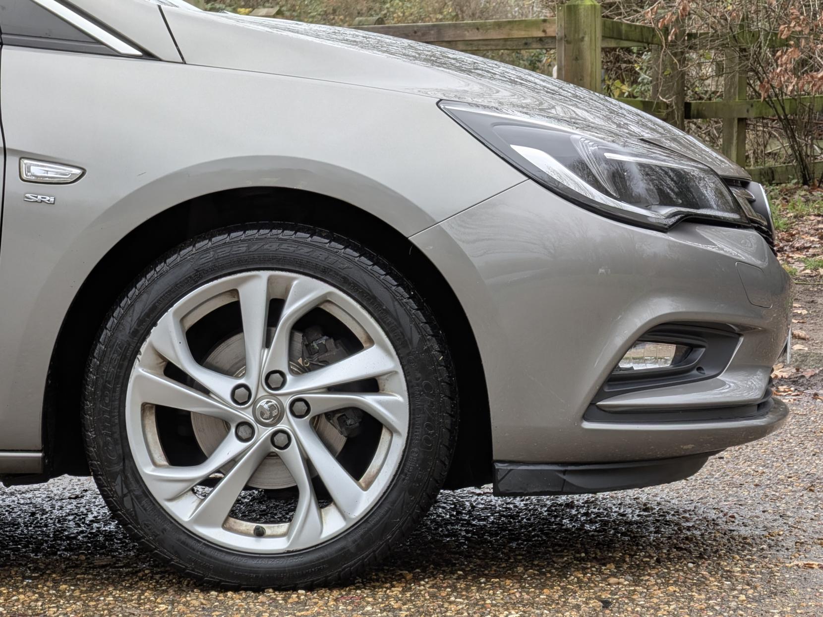 Vauxhall Astra 1.4i Turbo SRi Hatchback 5dr Petrol Manual Euro 6 (150 ps)