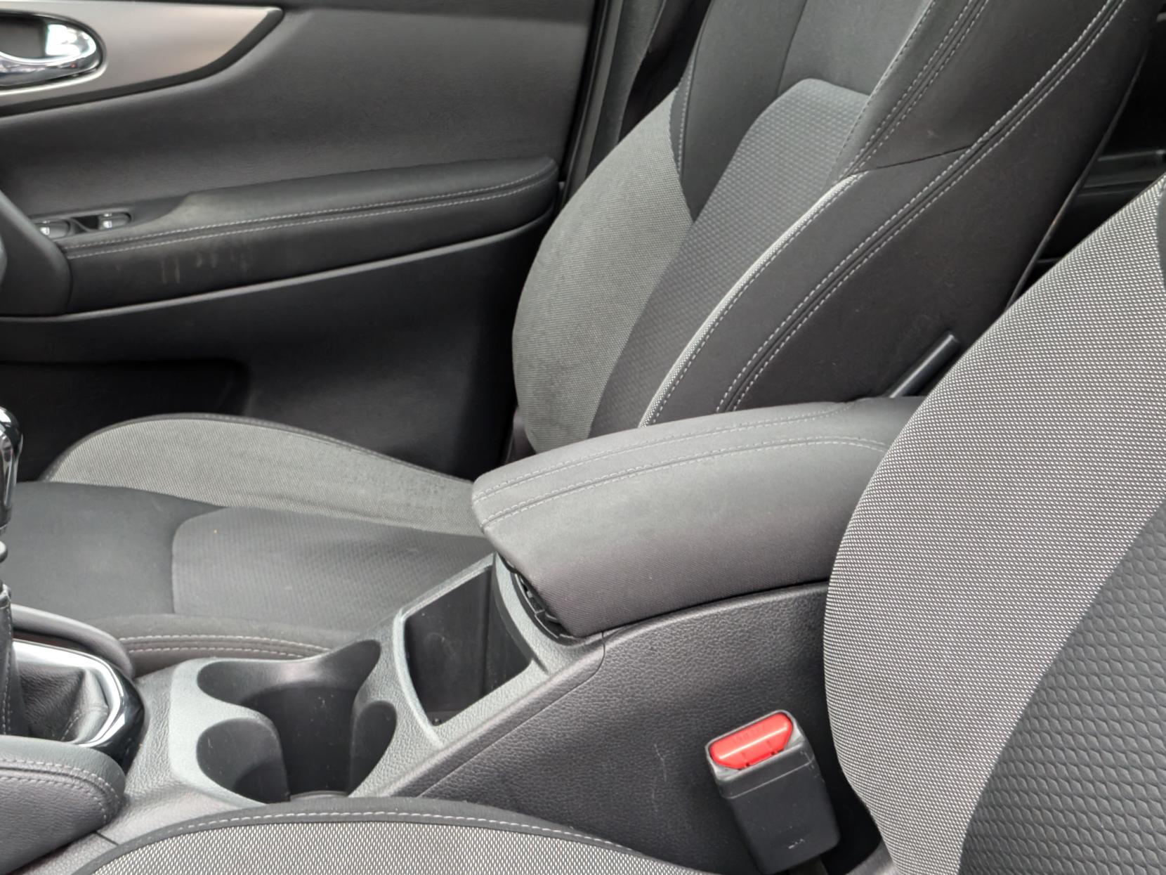 Nissan Qashqai 1.2 DIG-T N-Connecta SUV 5dr Petrol Manual Euro 6 (s/s) (115 ps)