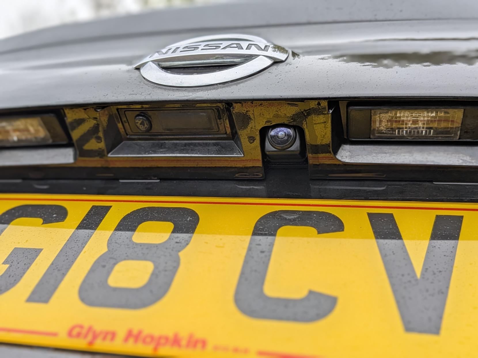 Nissan Qashqai 1.2 DIG-T N-Connecta SUV 5dr Petrol Manual Euro 6 (s/s) (115 ps)