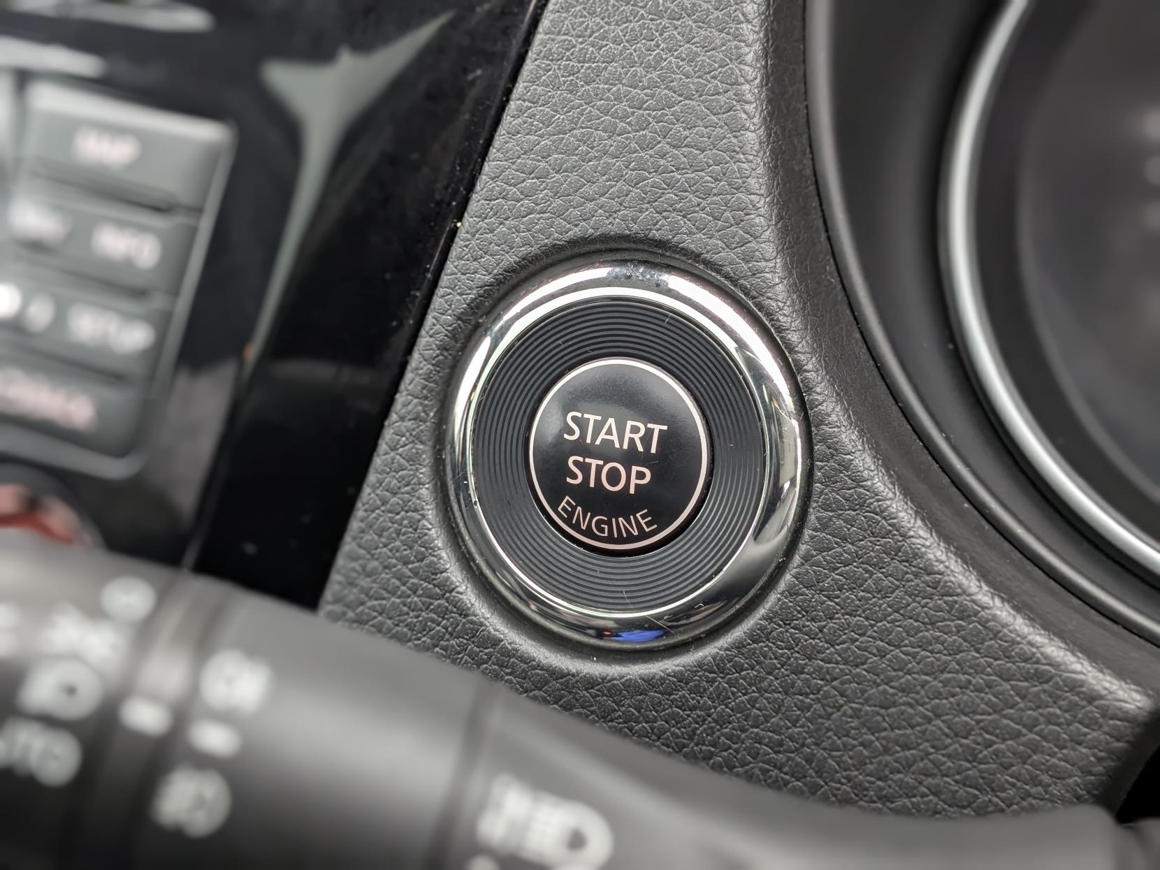 Nissan Qashqai 1.2 DIG-T N-Connecta SUV 5dr Petrol Manual Euro 6 (s/s) (115 ps)