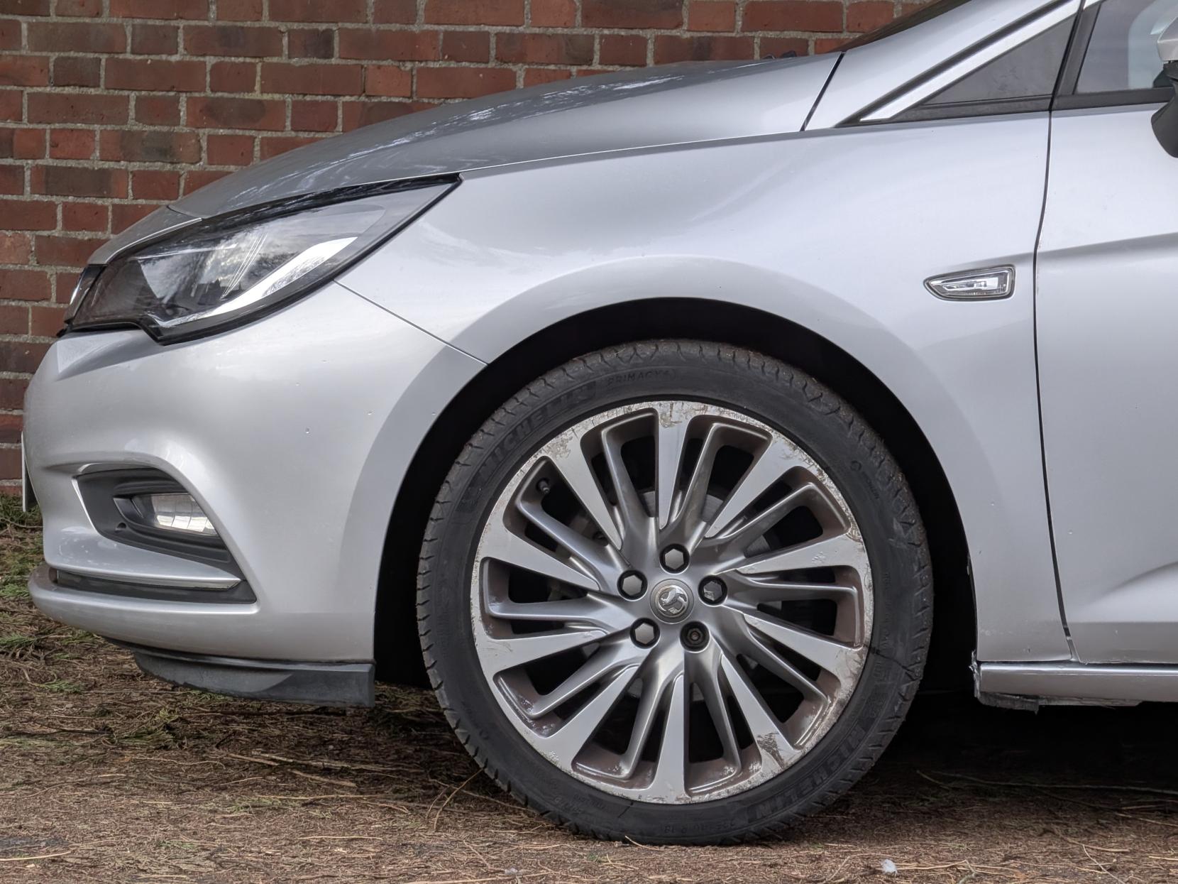 Vauxhall Astra 1.4i Turbo Elite Nav Hatchback 5dr Petrol Manual Euro 6 (150 ps)