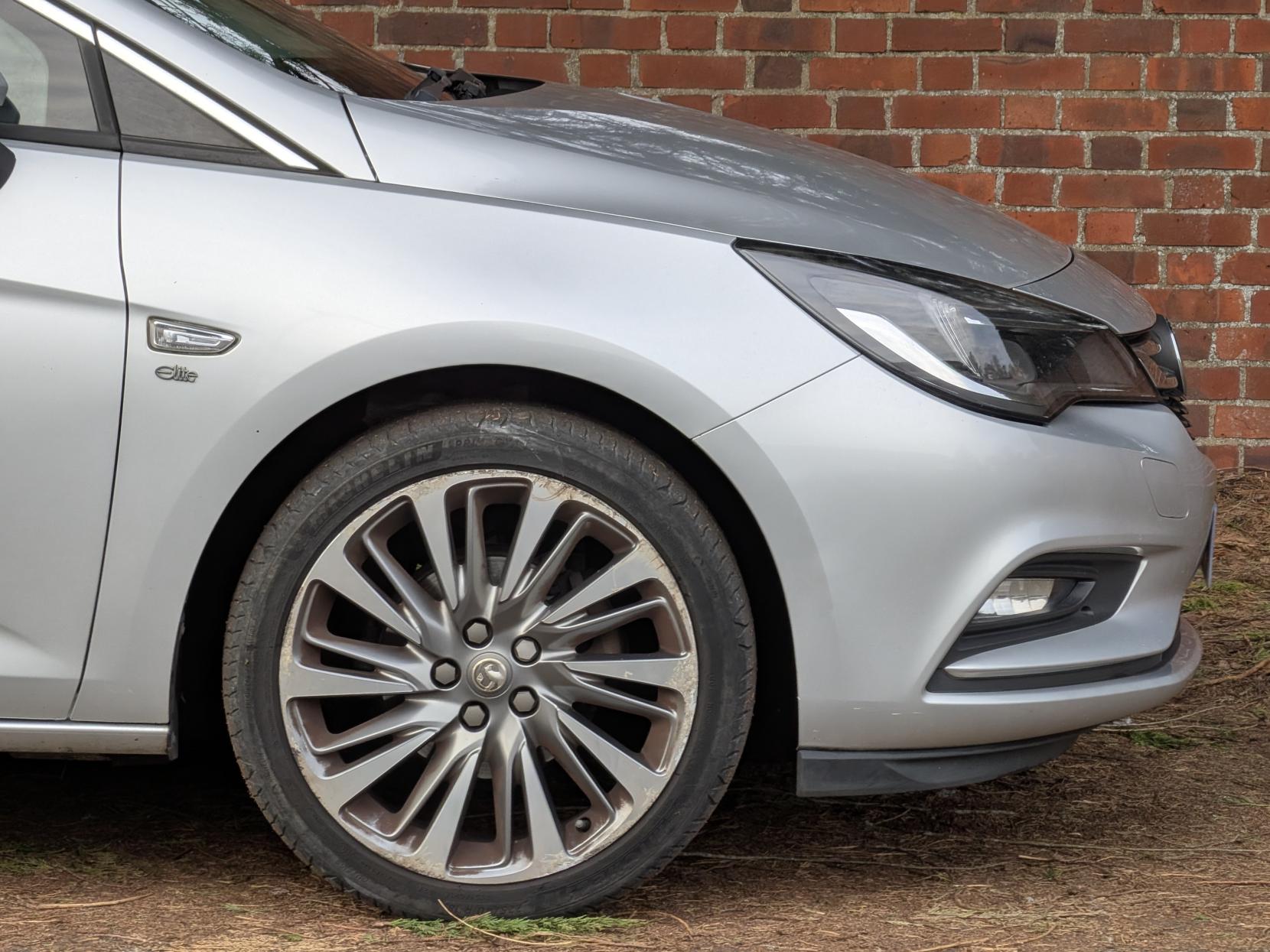 Vauxhall Astra 1.4i Turbo Elite Nav Hatchback 5dr Petrol Manual Euro 6 (150 ps)