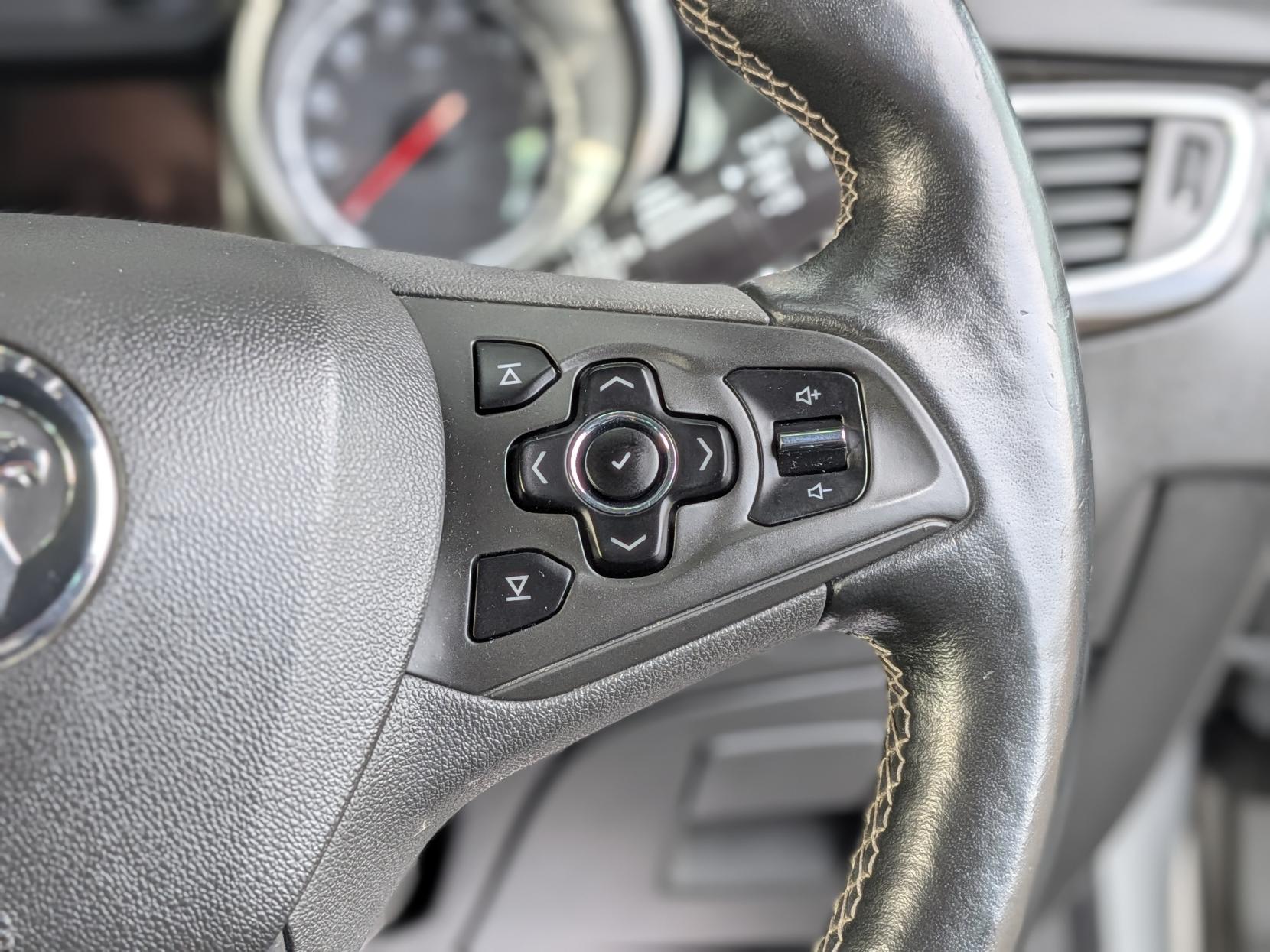 Vauxhall Astra 1.4i Turbo Elite Nav Hatchback 5dr Petrol Manual Euro 6 (150 ps)