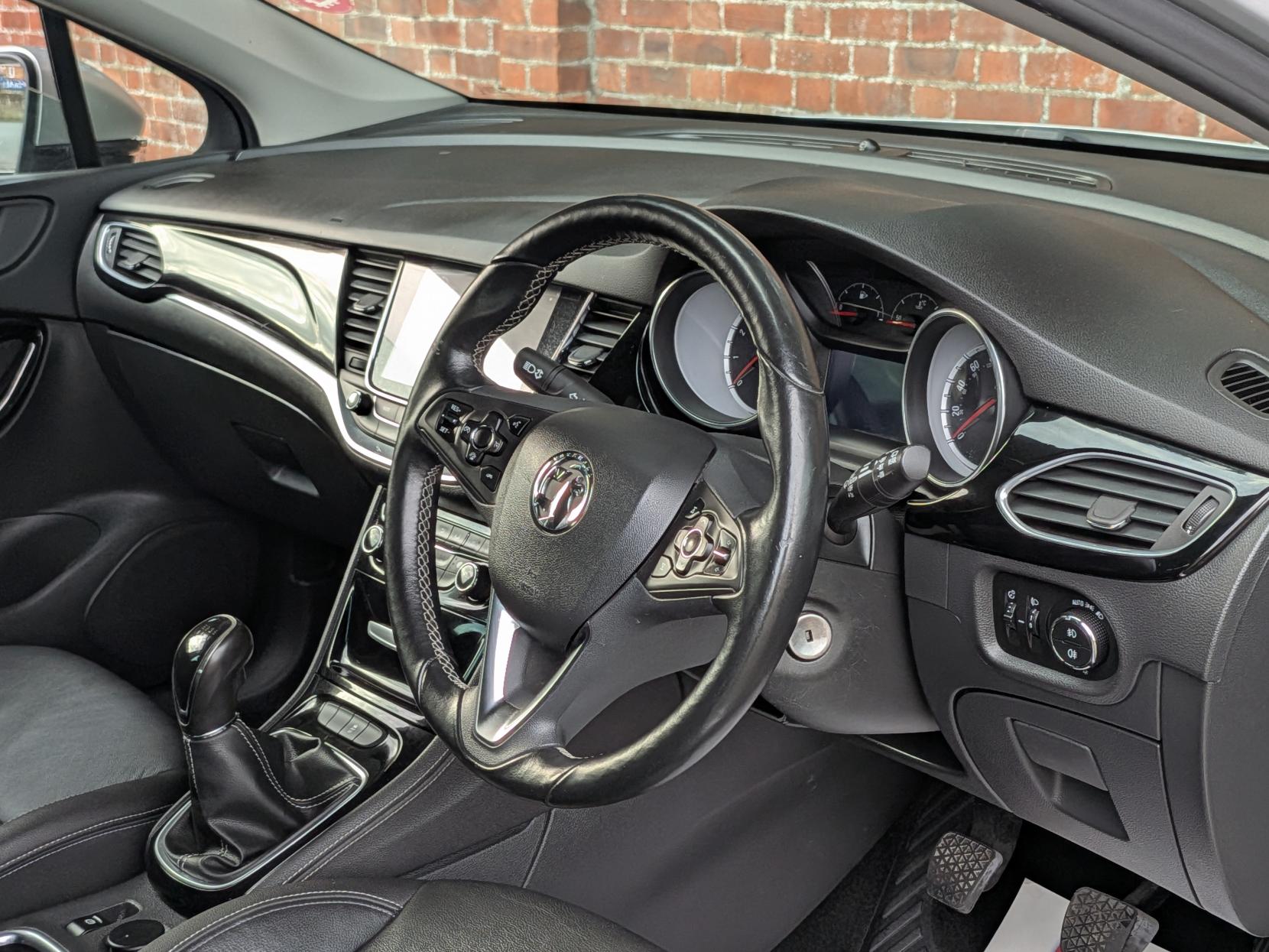 Vauxhall Astra 1.4i Turbo Elite Nav Hatchback 5dr Petrol Manual Euro 6 (150 ps)