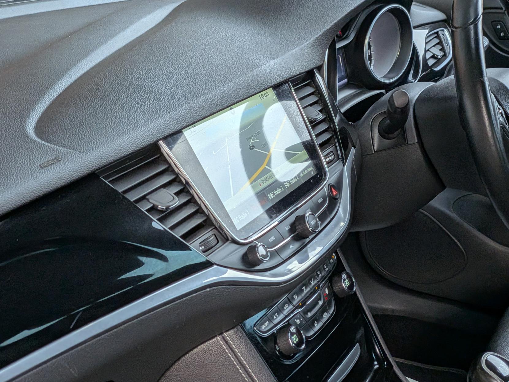 Vauxhall Astra 1.4i Turbo Elite Nav Hatchback 5dr Petrol Manual Euro 6 (150 ps)